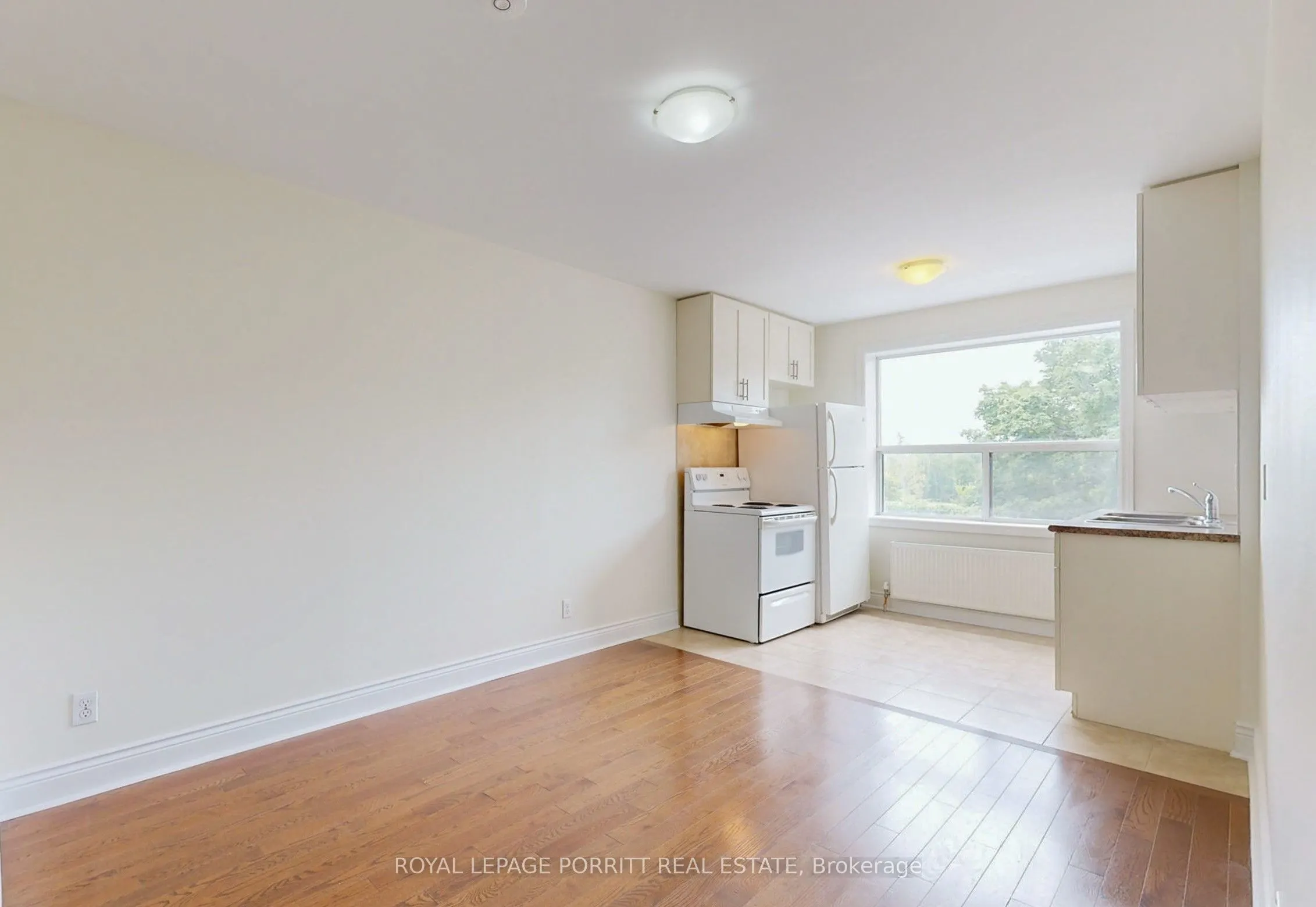 3511 Lake shore Boulevard W #6
