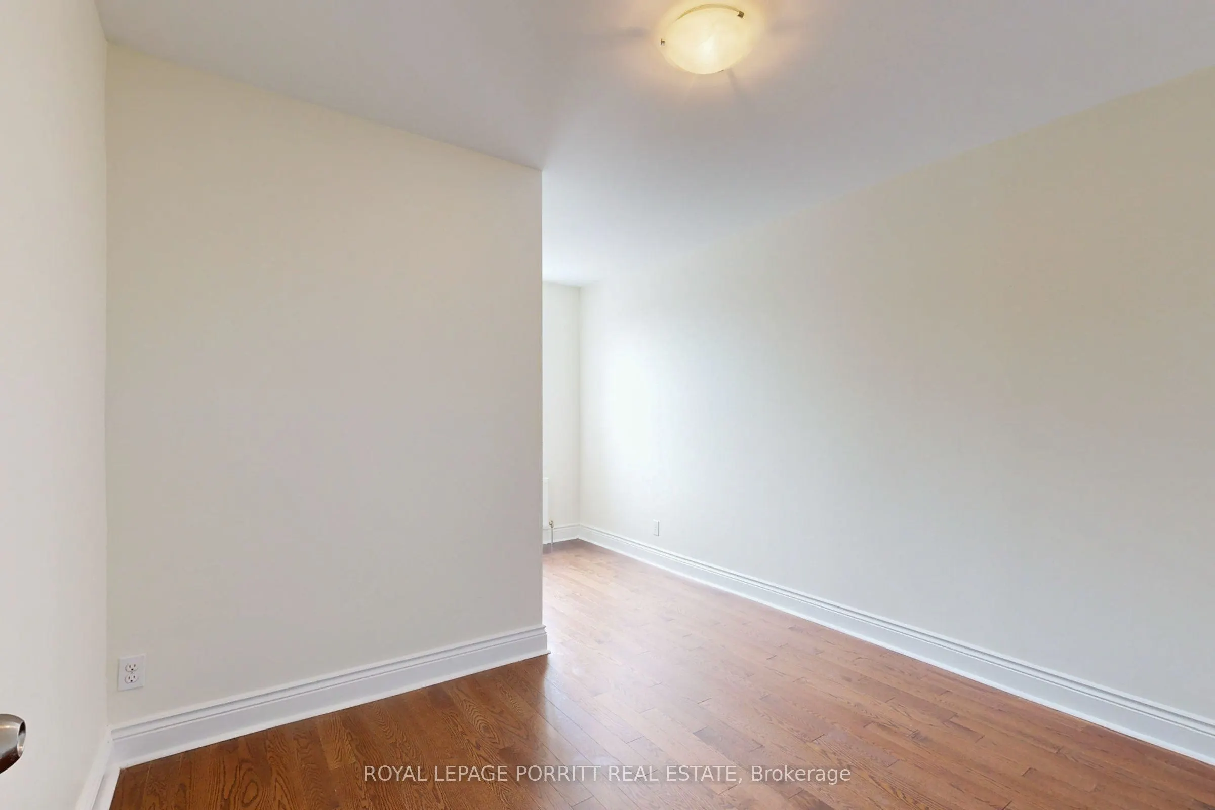 3511 Lake shore Boulevard W #6