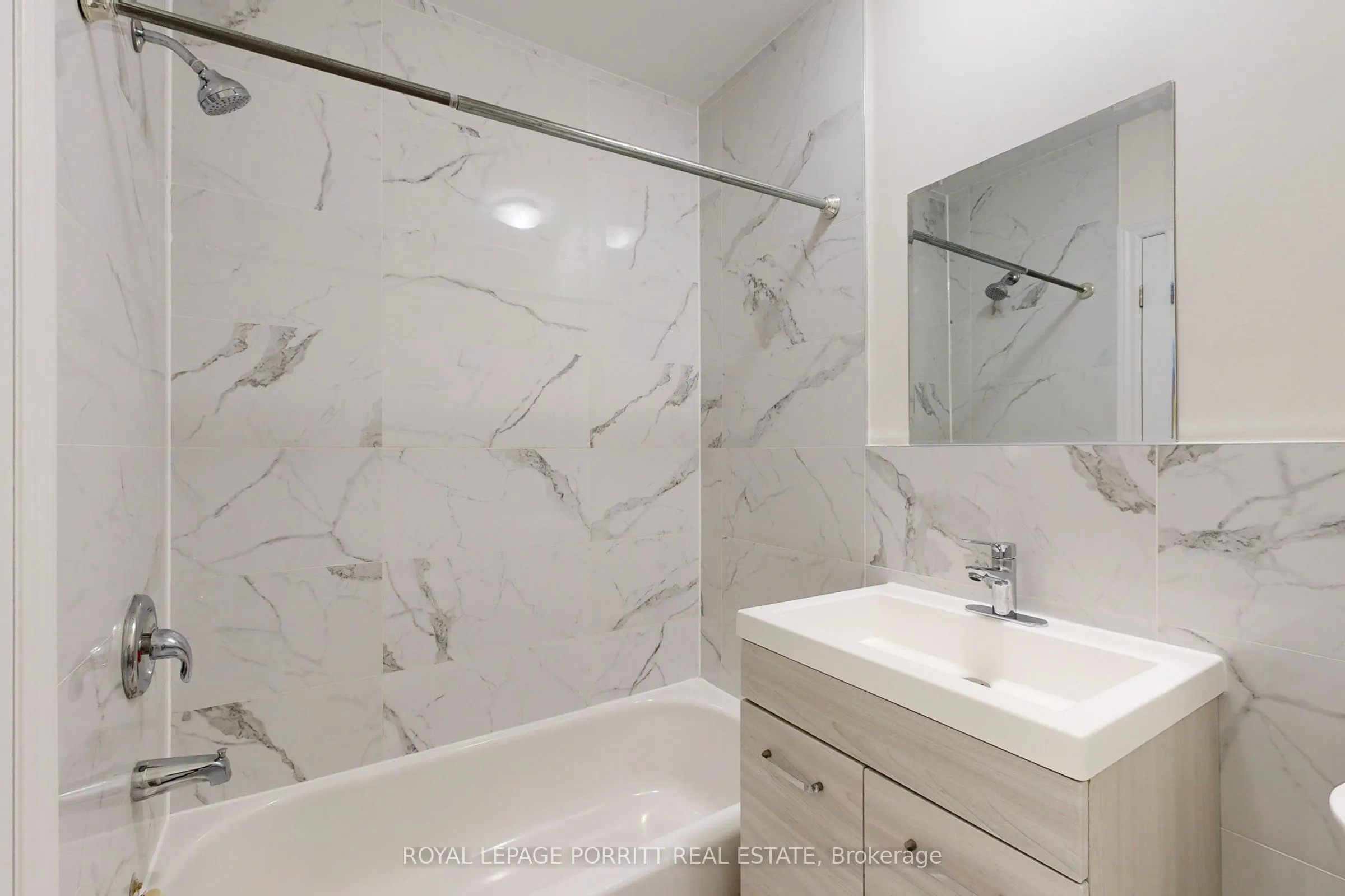 3511 Lake shore Boulevard W #6