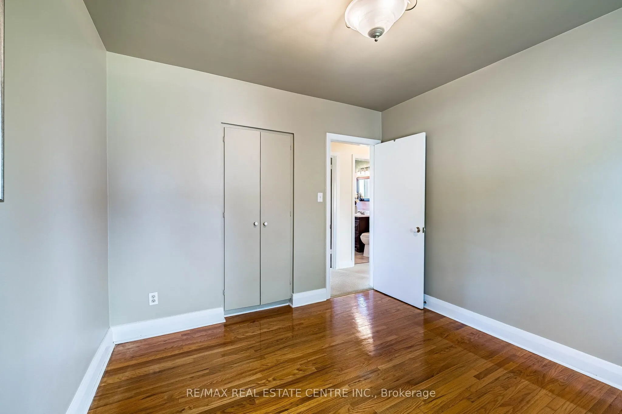 2591 Whaley Drive