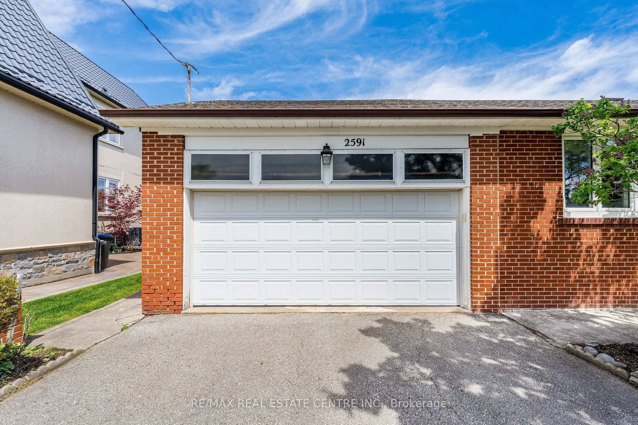 2591 Whaley Drive