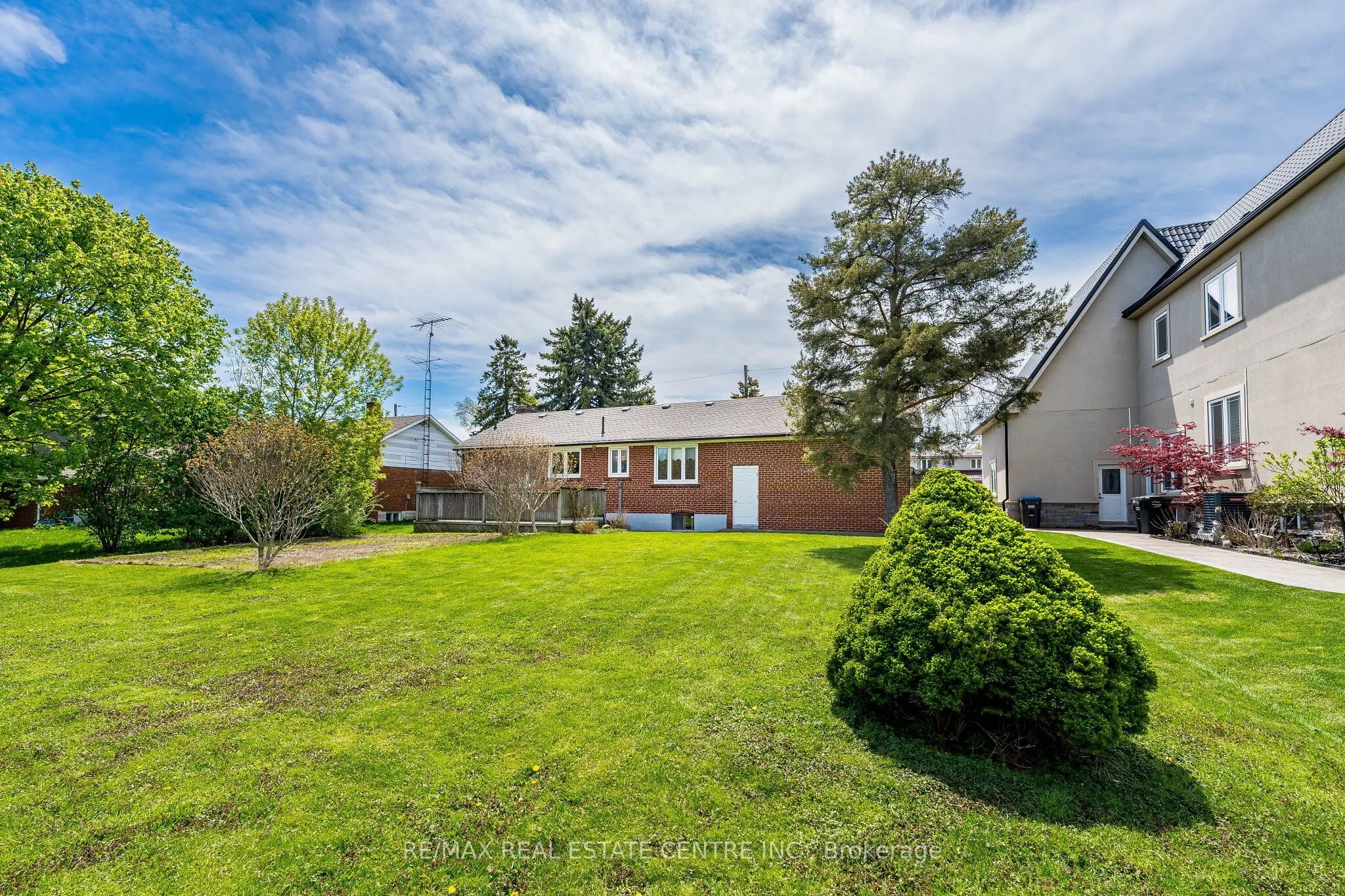 2591 Whaley Drive