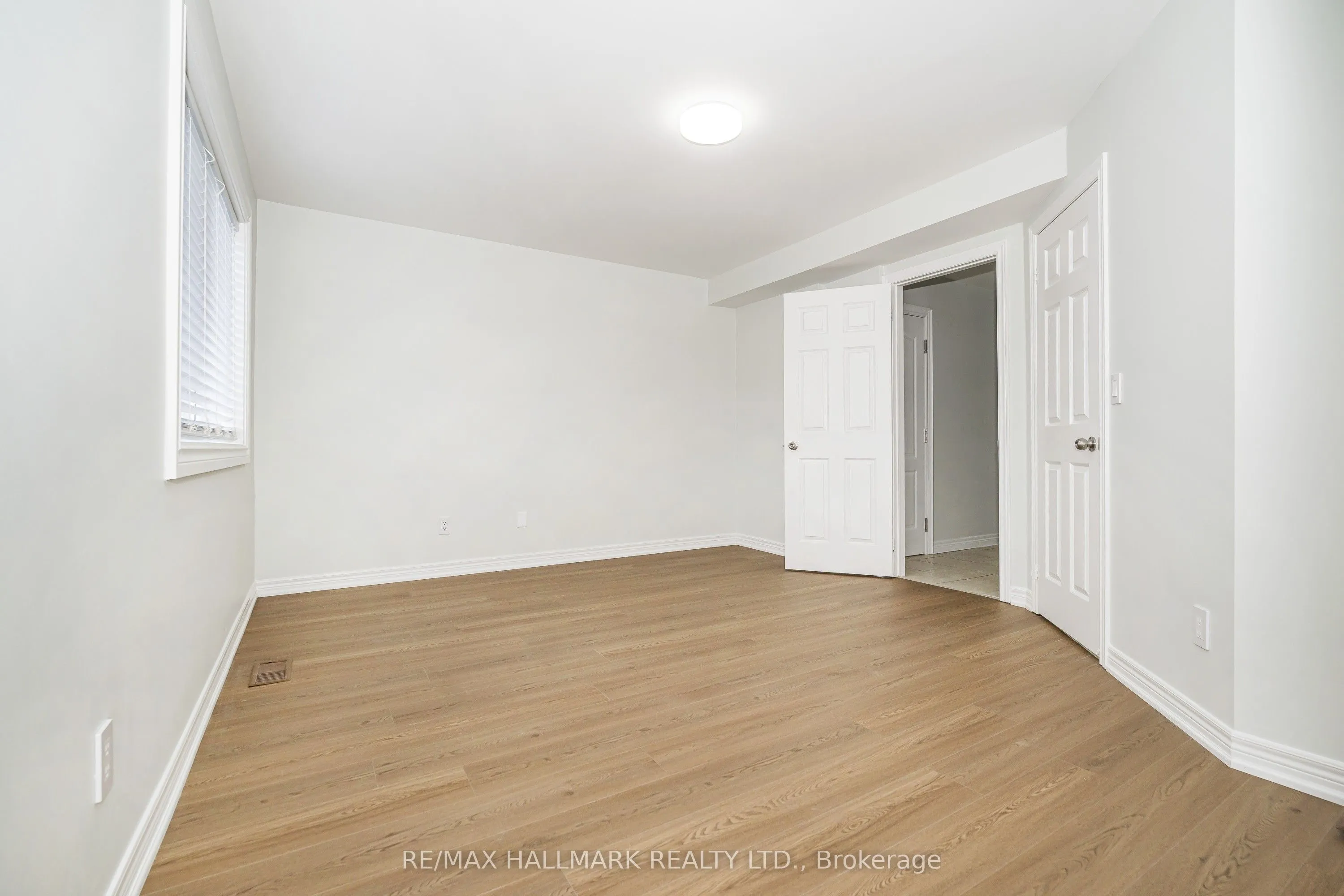 125 Viella Street #UPPER
