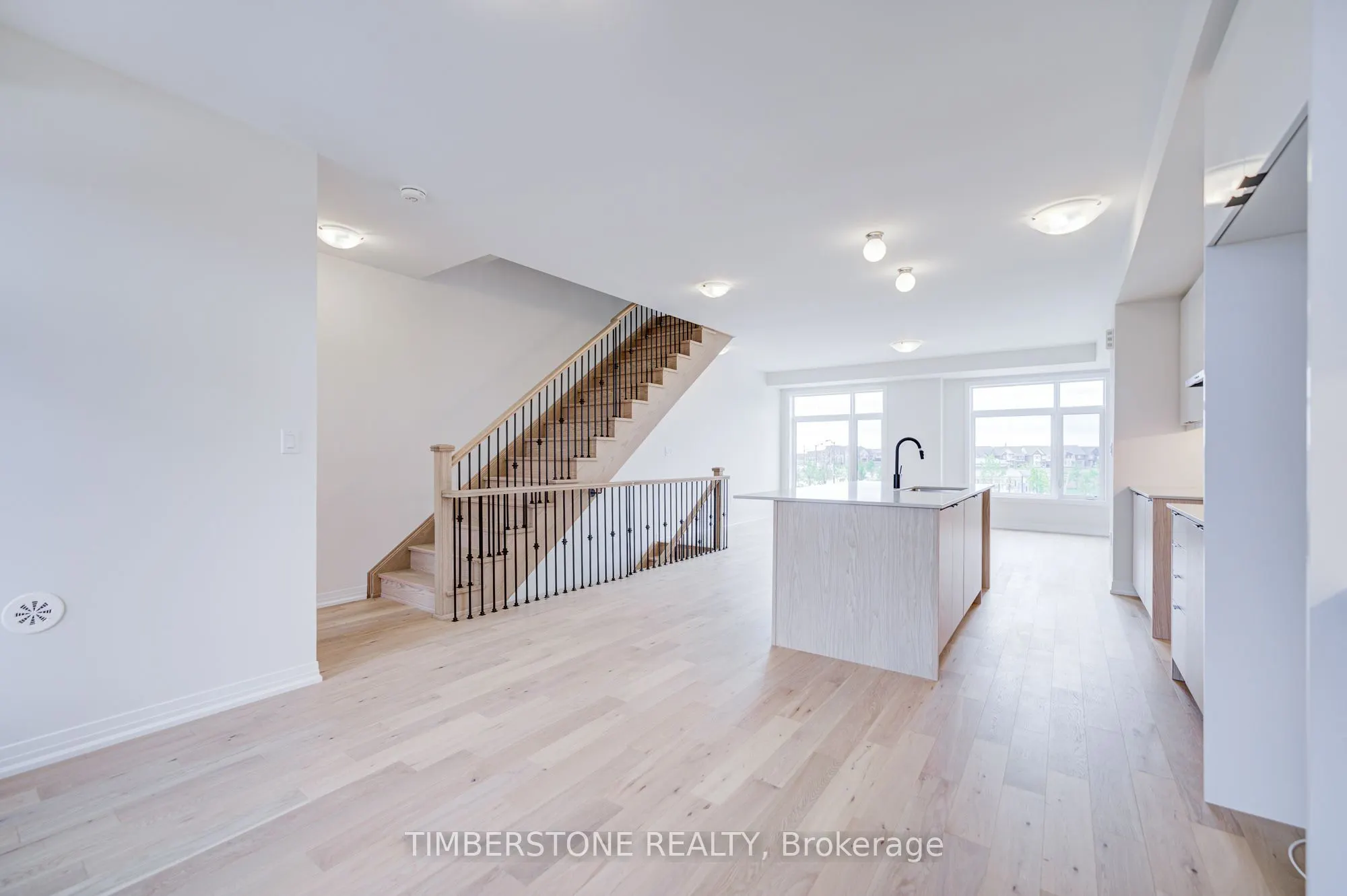 110 Arnold Circle