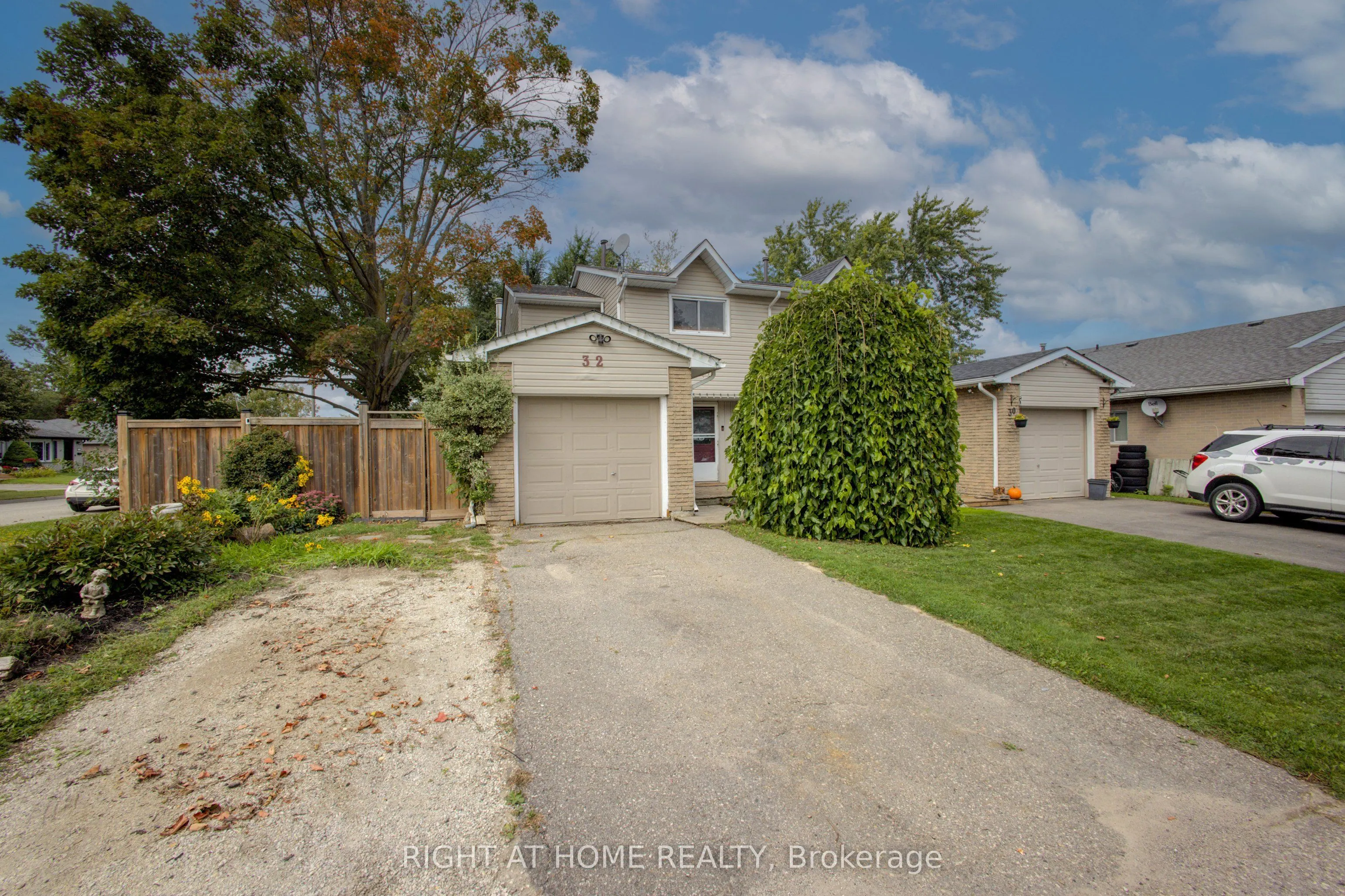 32 Feltre Avenue