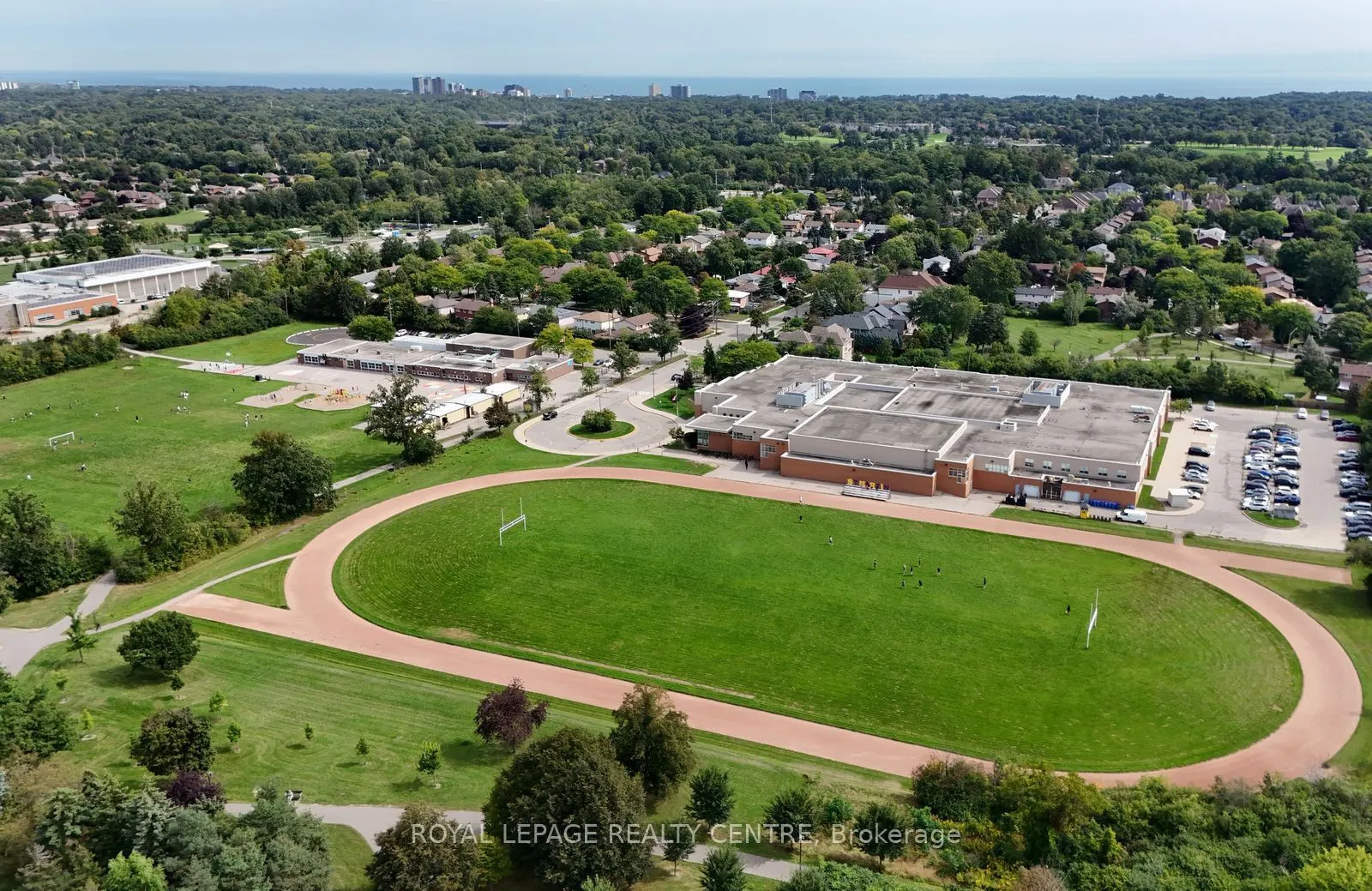 1000 Cedarglen Gate #201