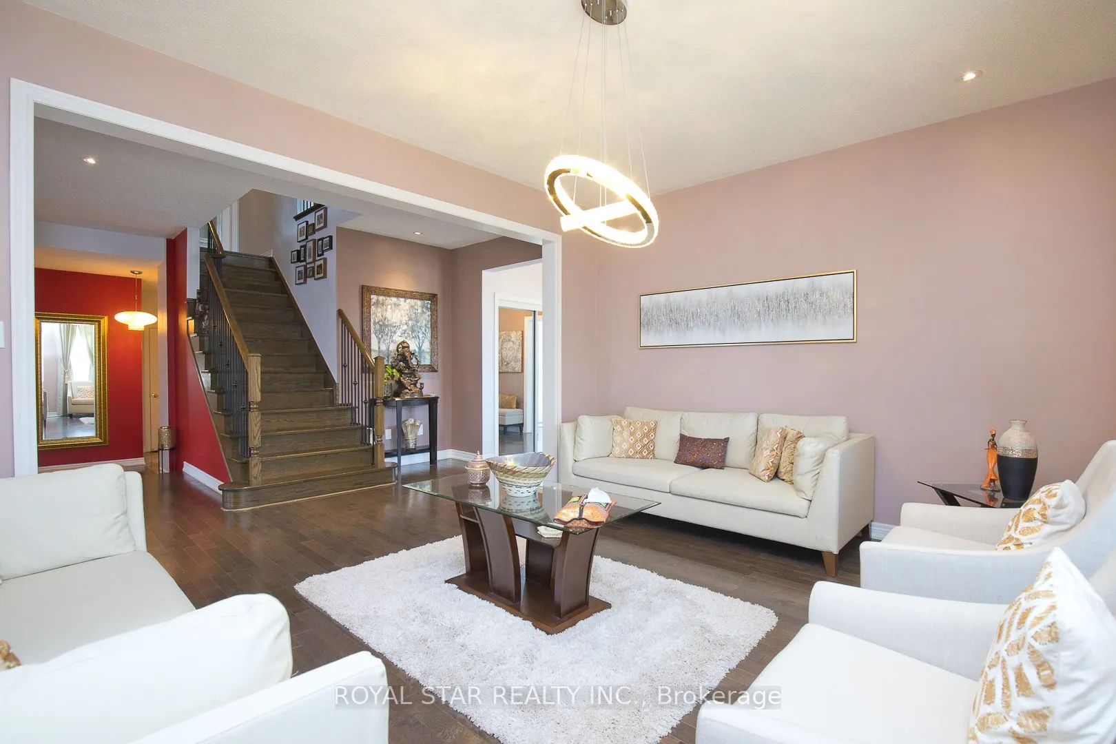 4 Berkwood Hollow