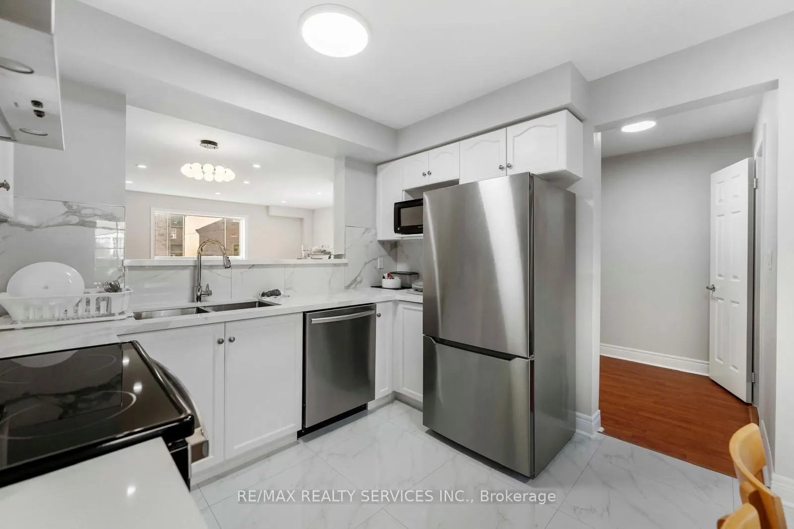 80 Acorn Place #69
