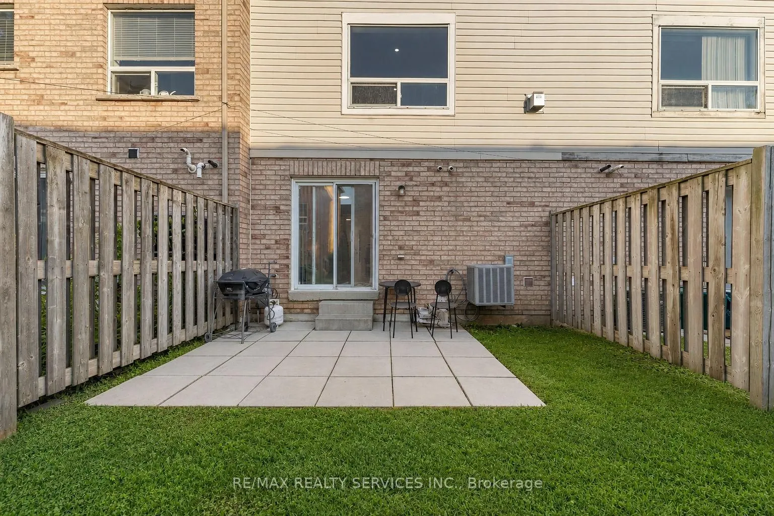 80 Acorn Place #69