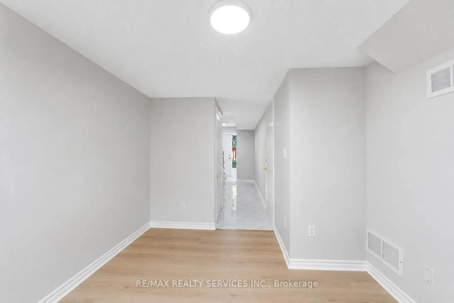 80 Acorn Place #69