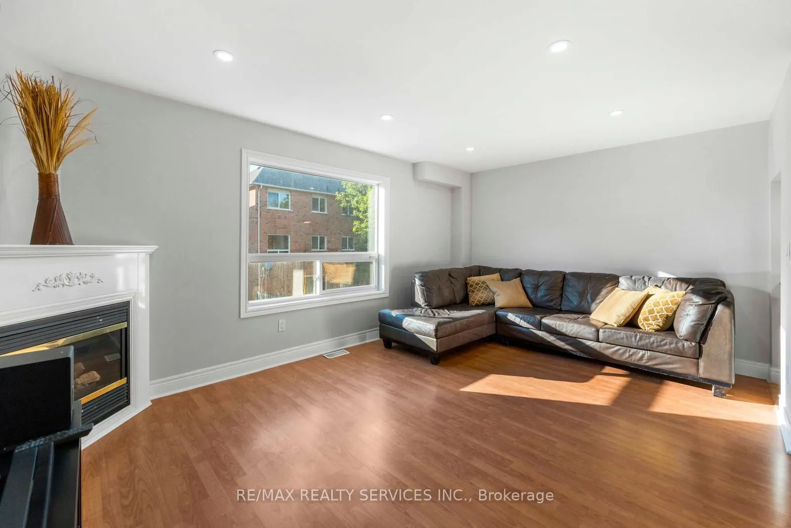80 Acorn Place #69