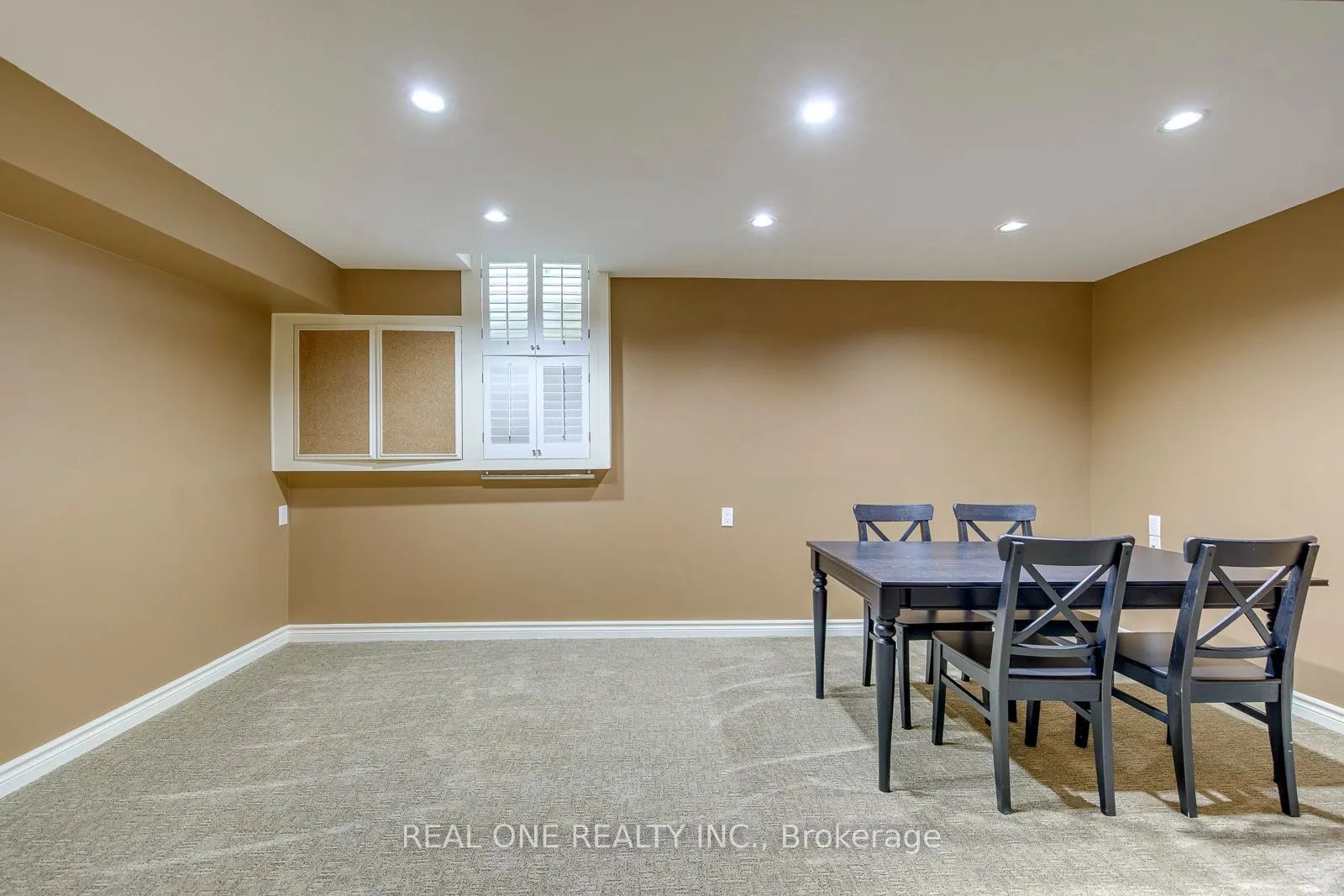 3944 Glamis Court
