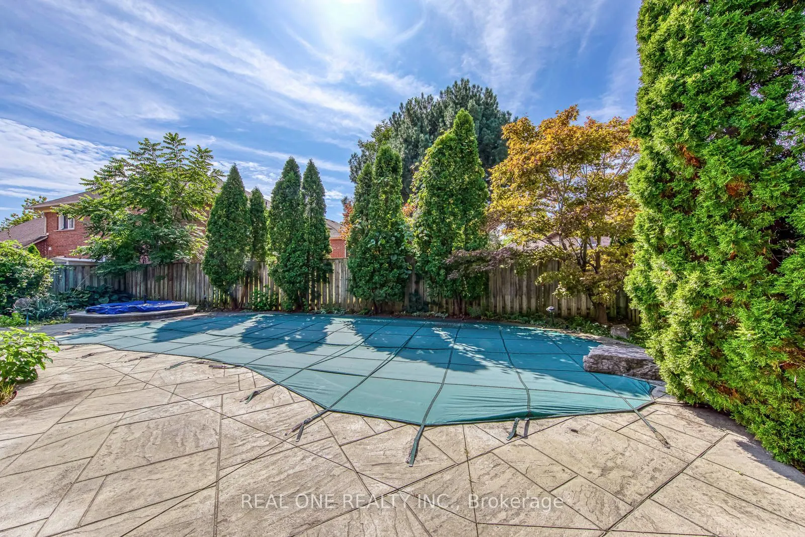 3944 Glamis Court