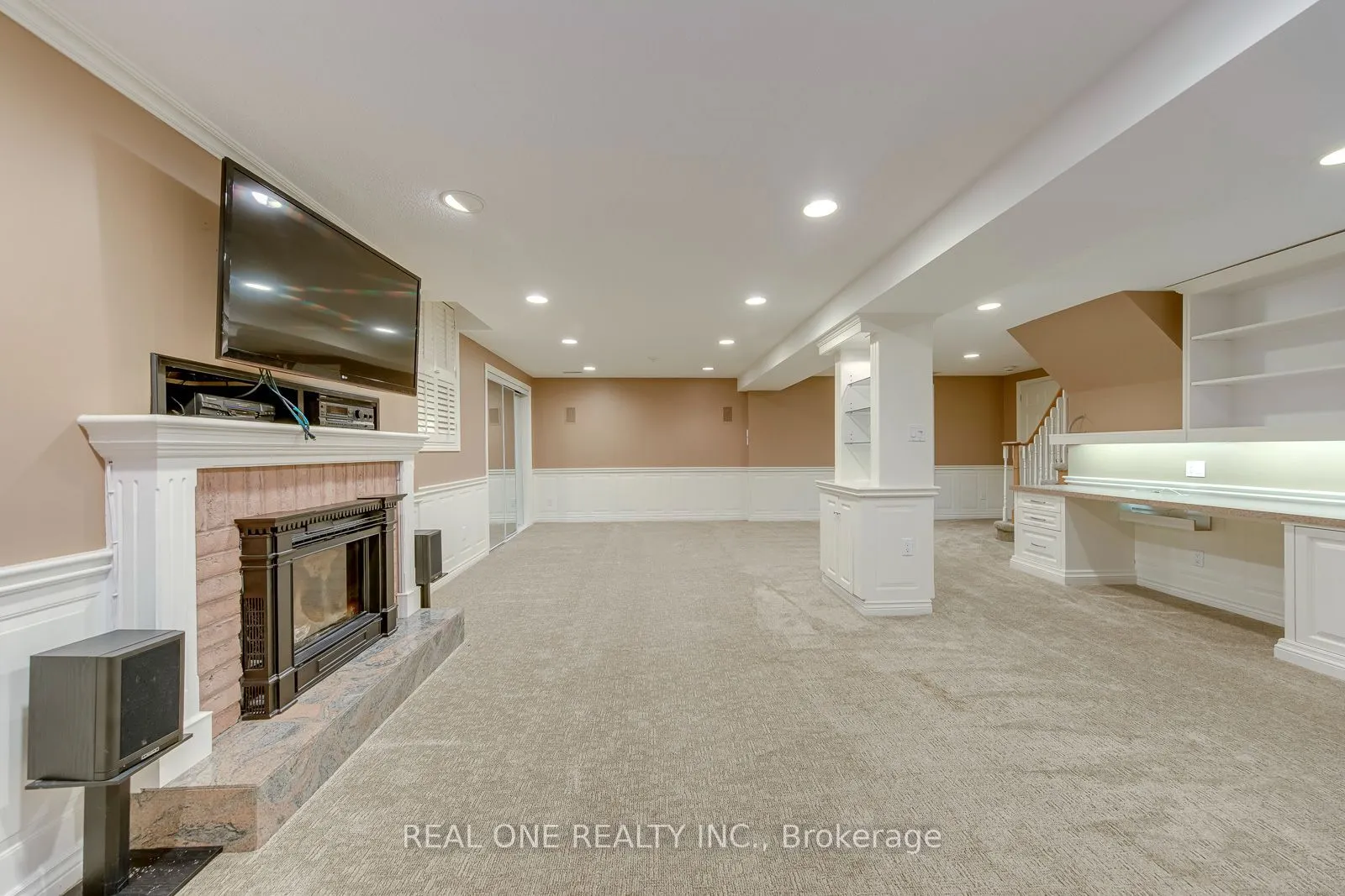 3944 Glamis Court