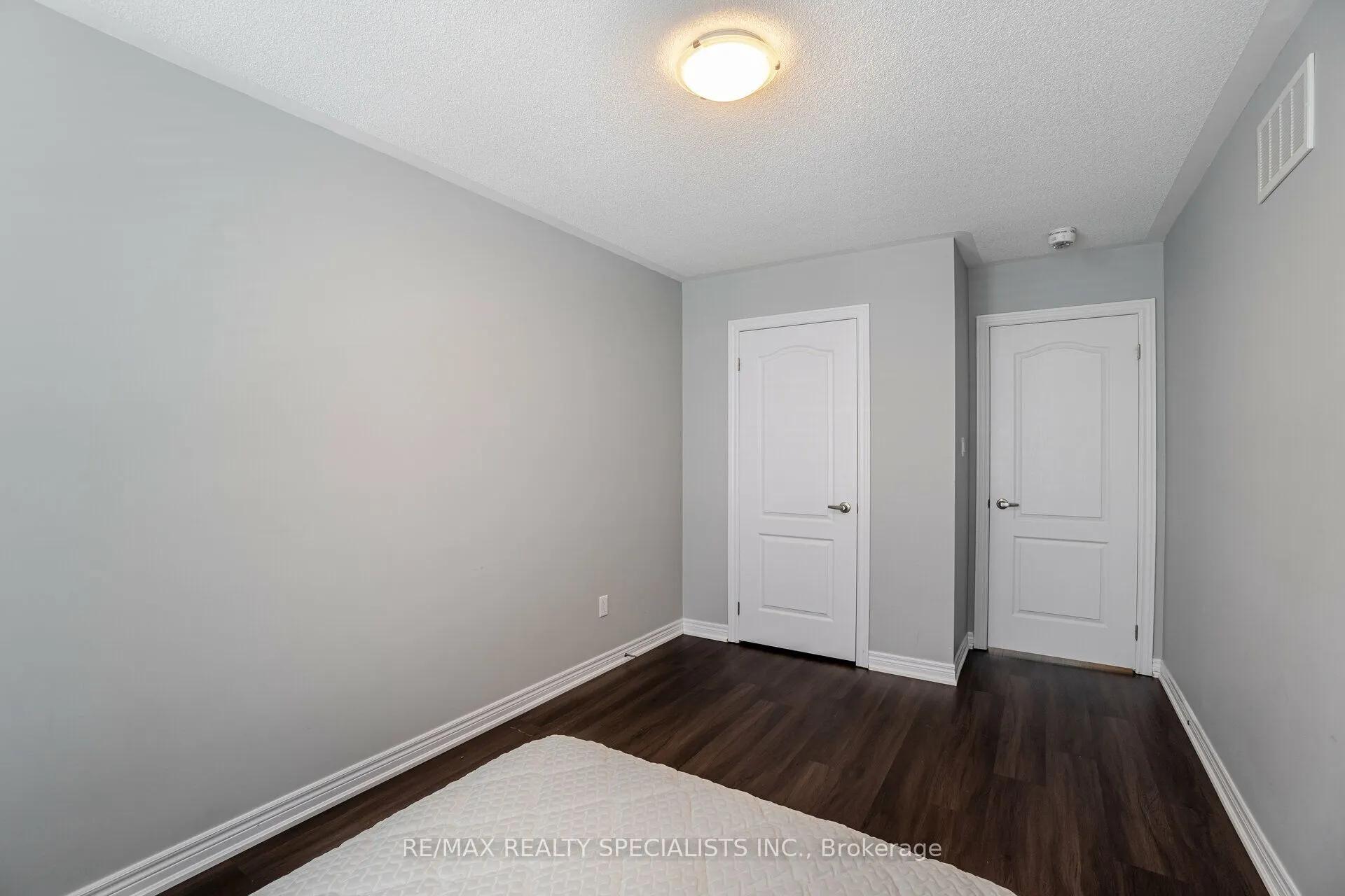 93 Yardley Crescent