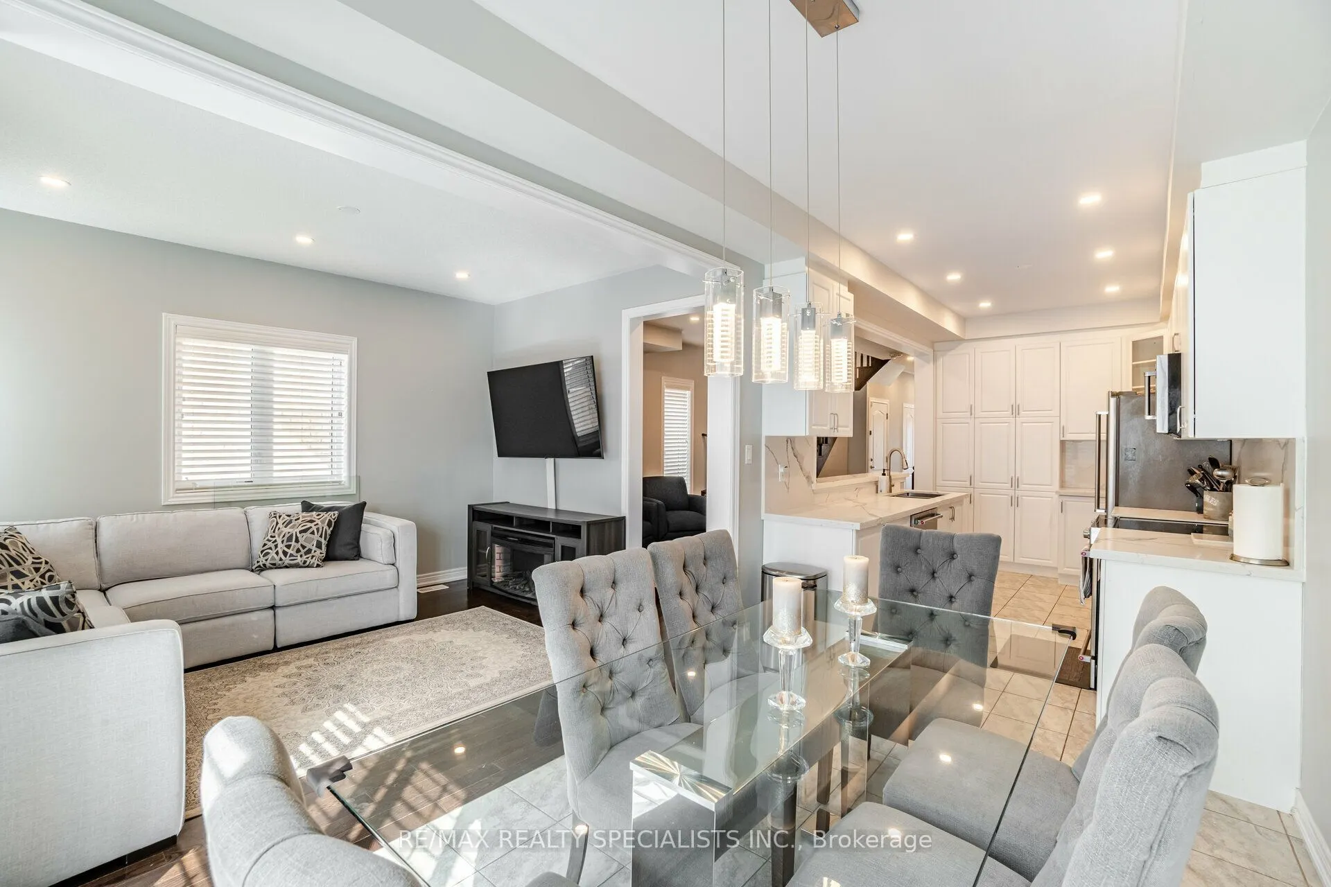 93 Yardley Crescent