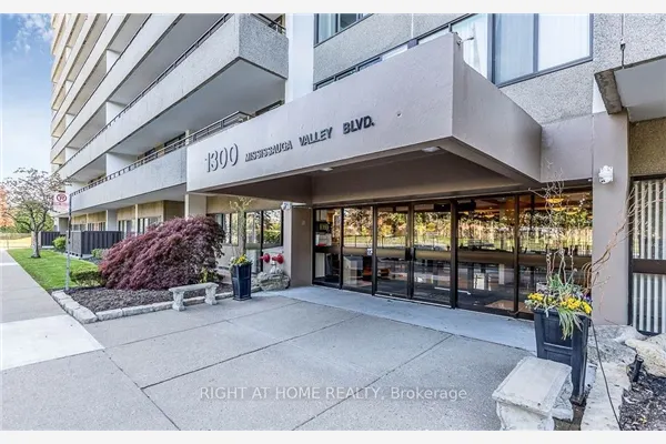 1300 Mississauga Valley Boulevard
