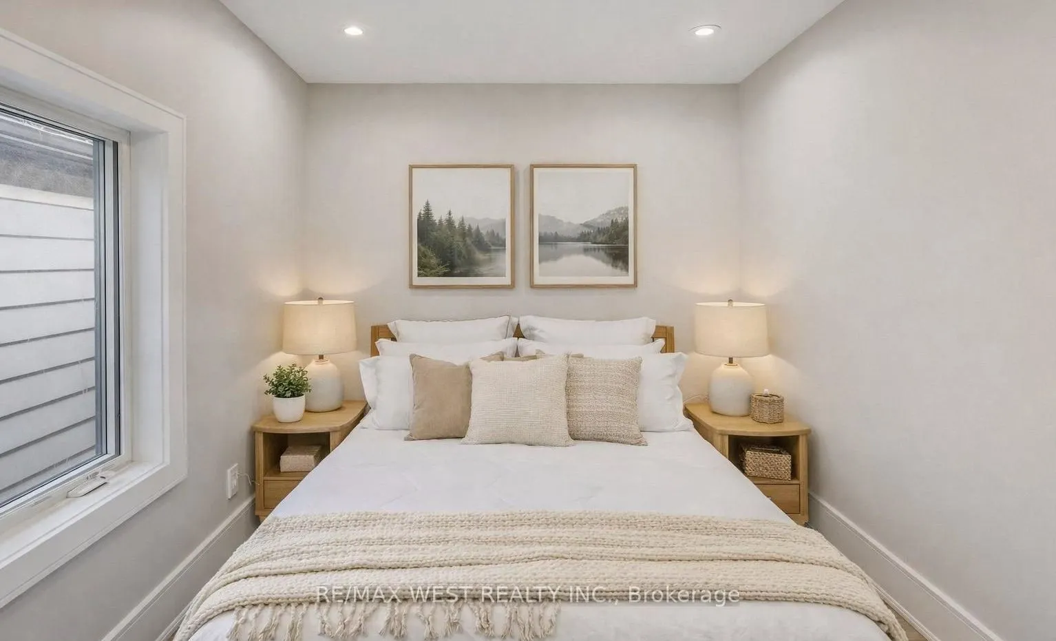 94 Lake Crescent