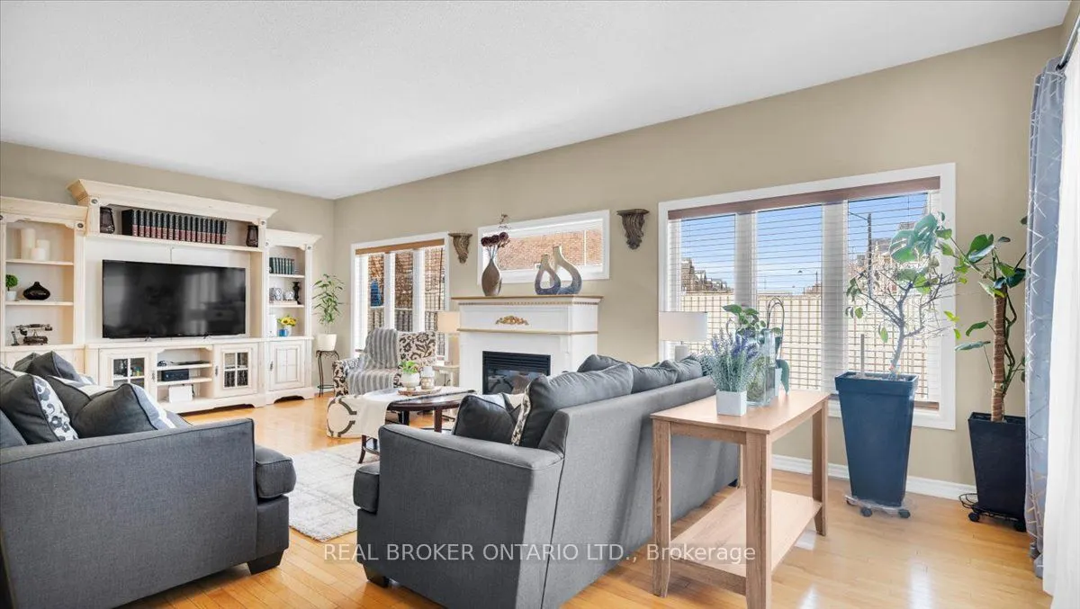 636 Serafini Crescent