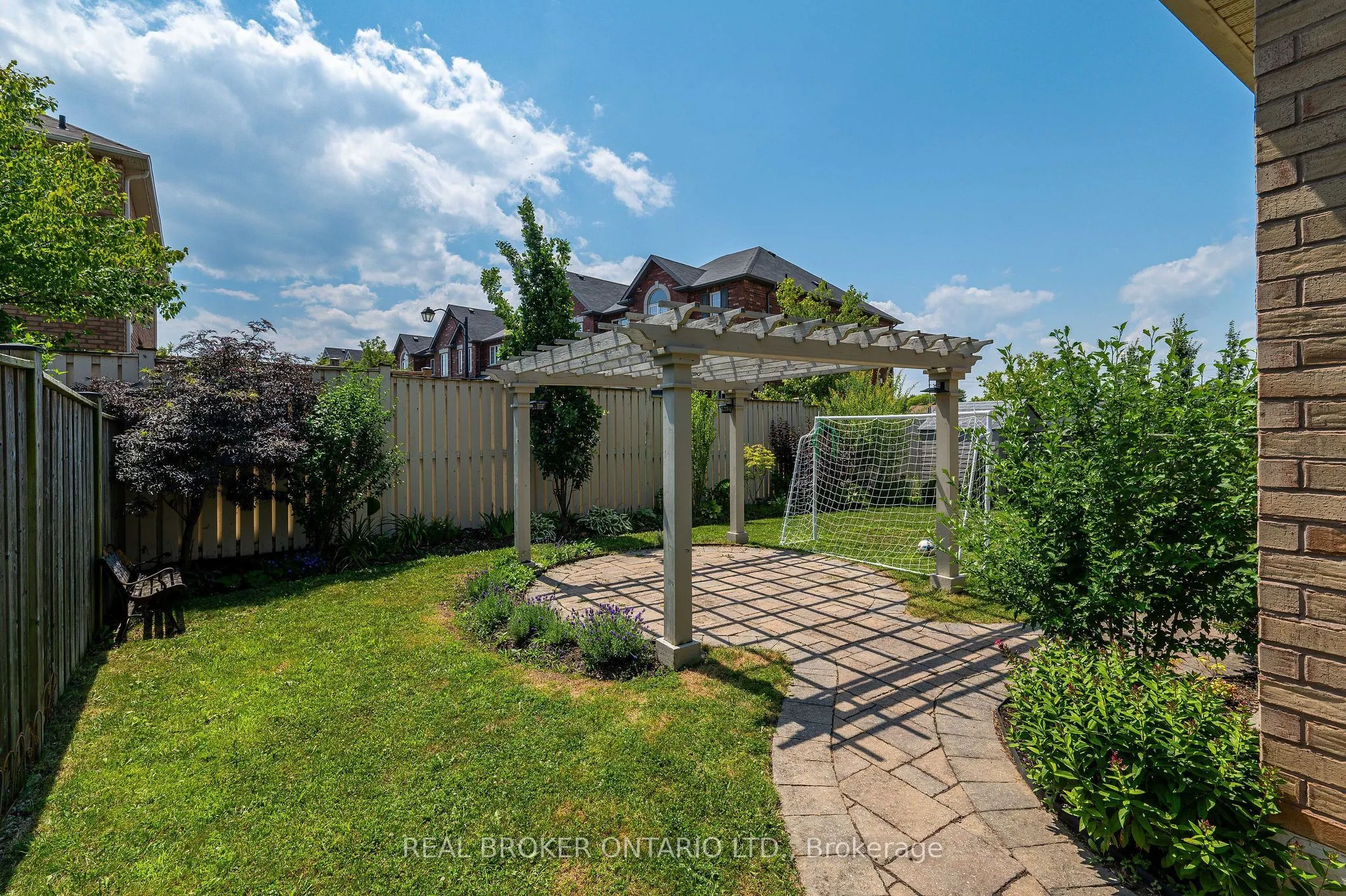 636 Serafini Crescent