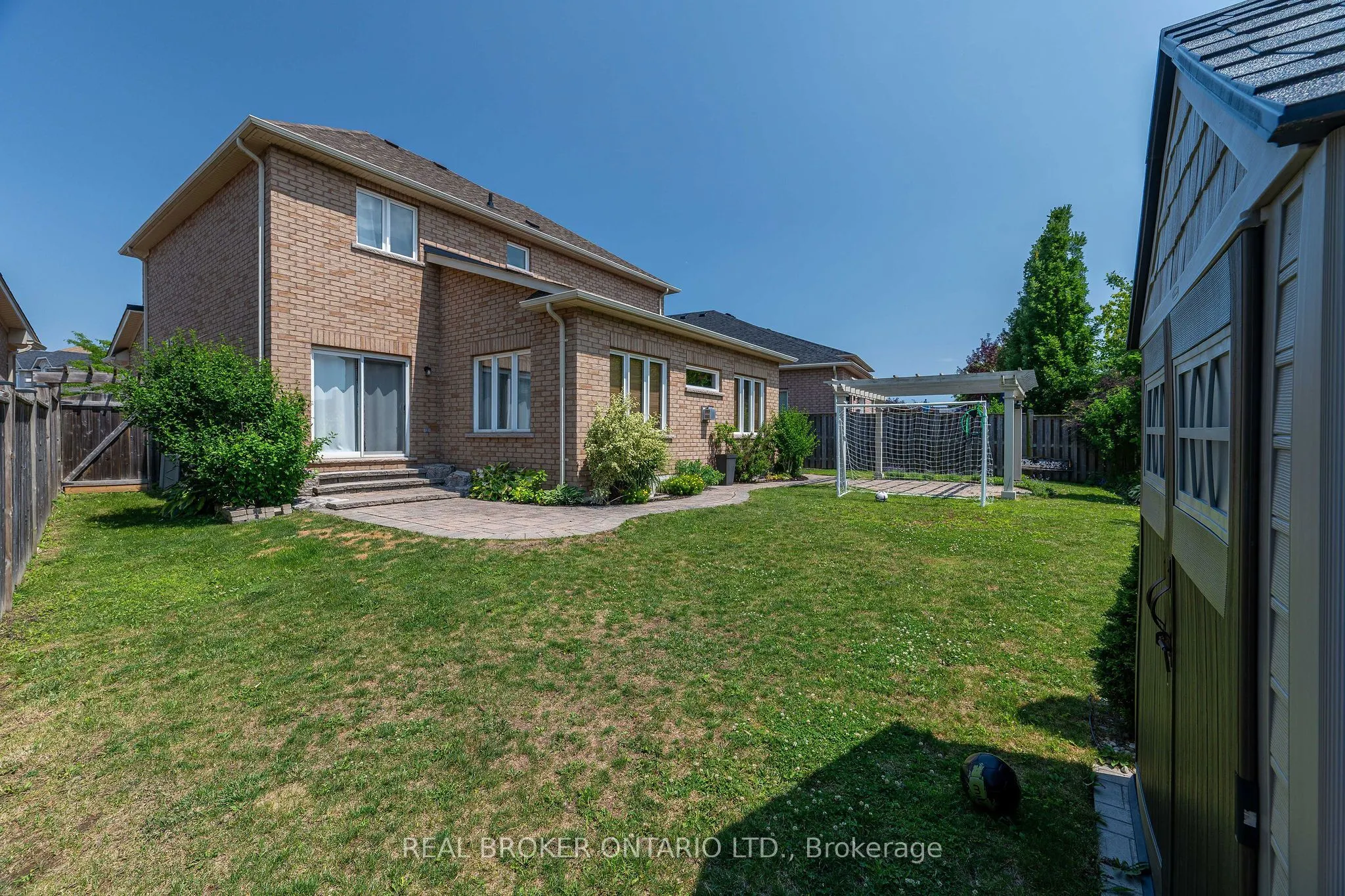 636 Serafini Crescent