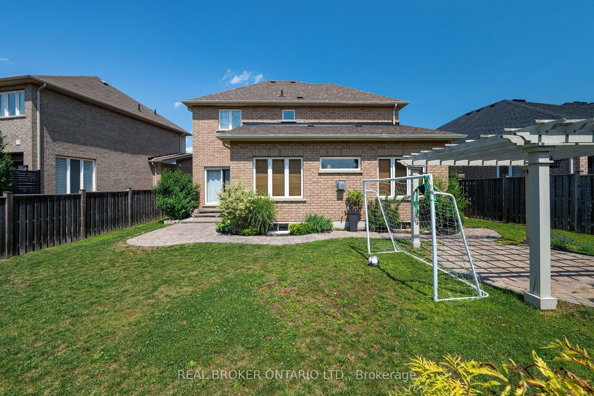636 Serafini Crescent