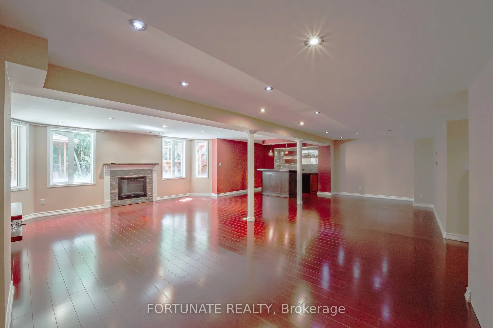 5175 Misty Pine Crescent