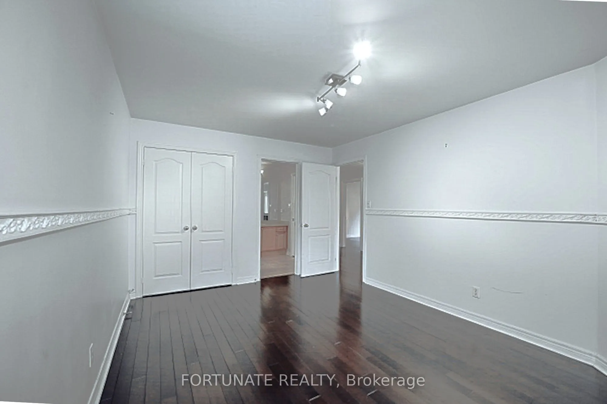5175 Misty Pine Crescent