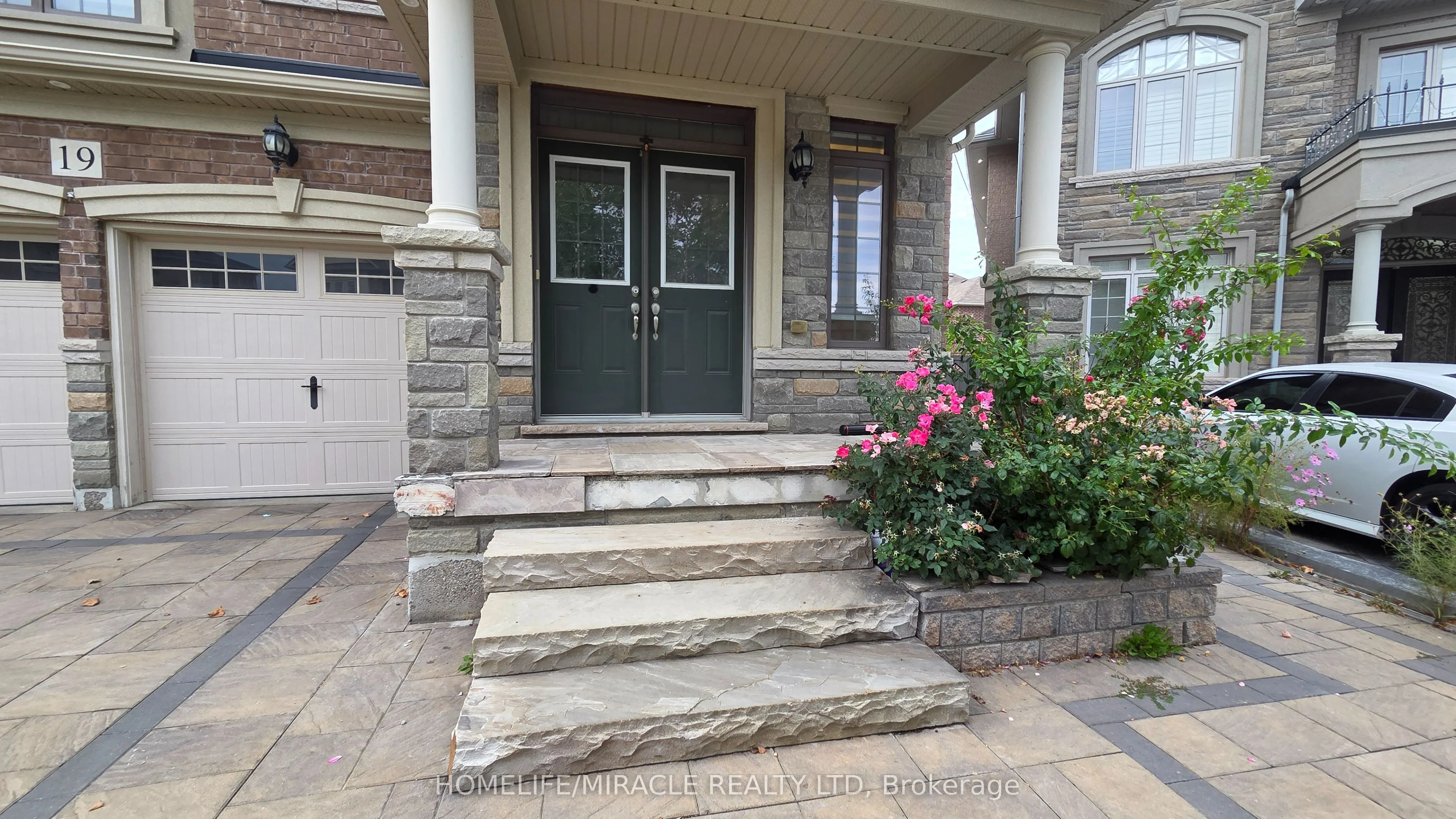 19 Belgium Crescent