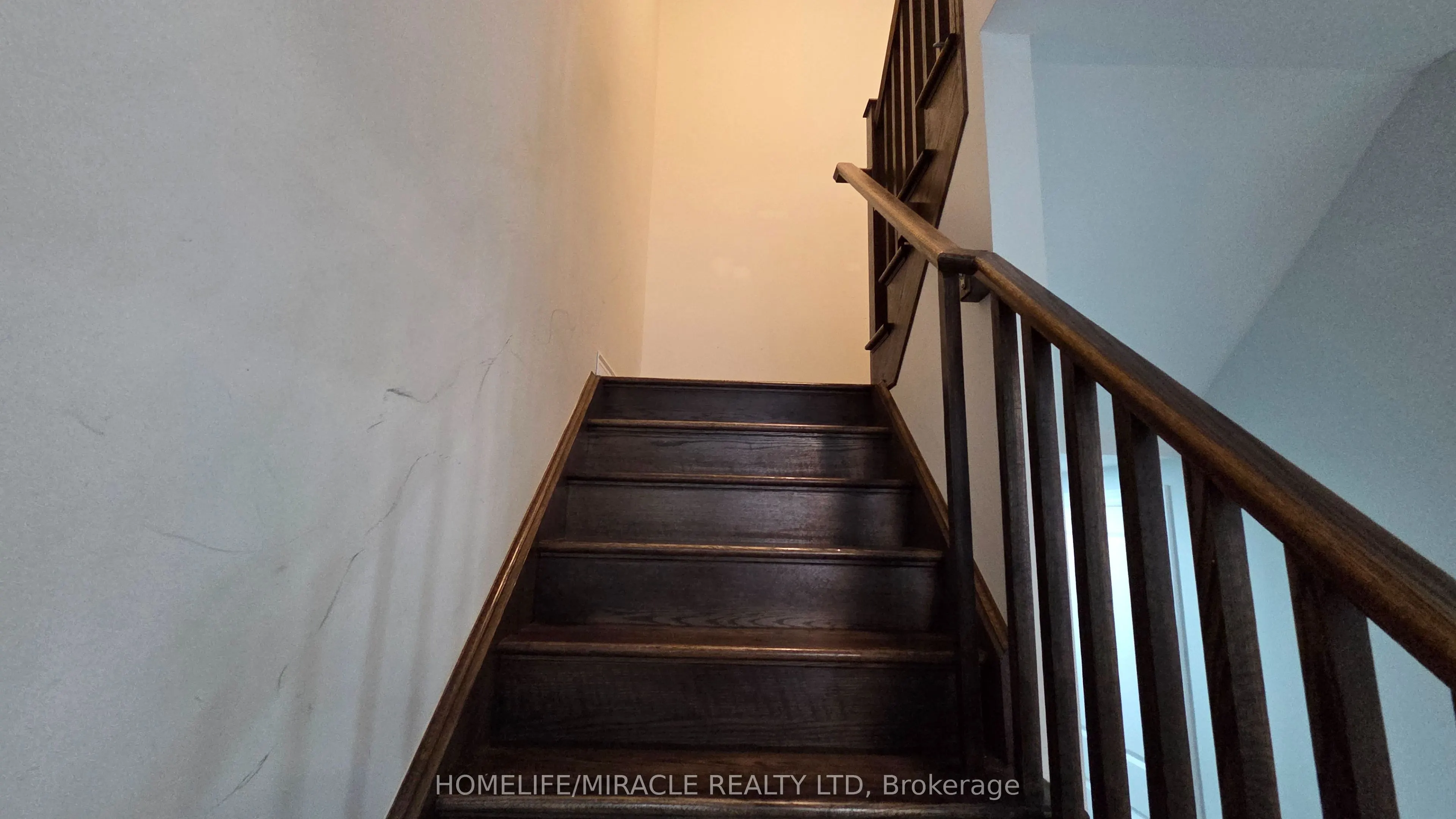 19 Belgium Crescent