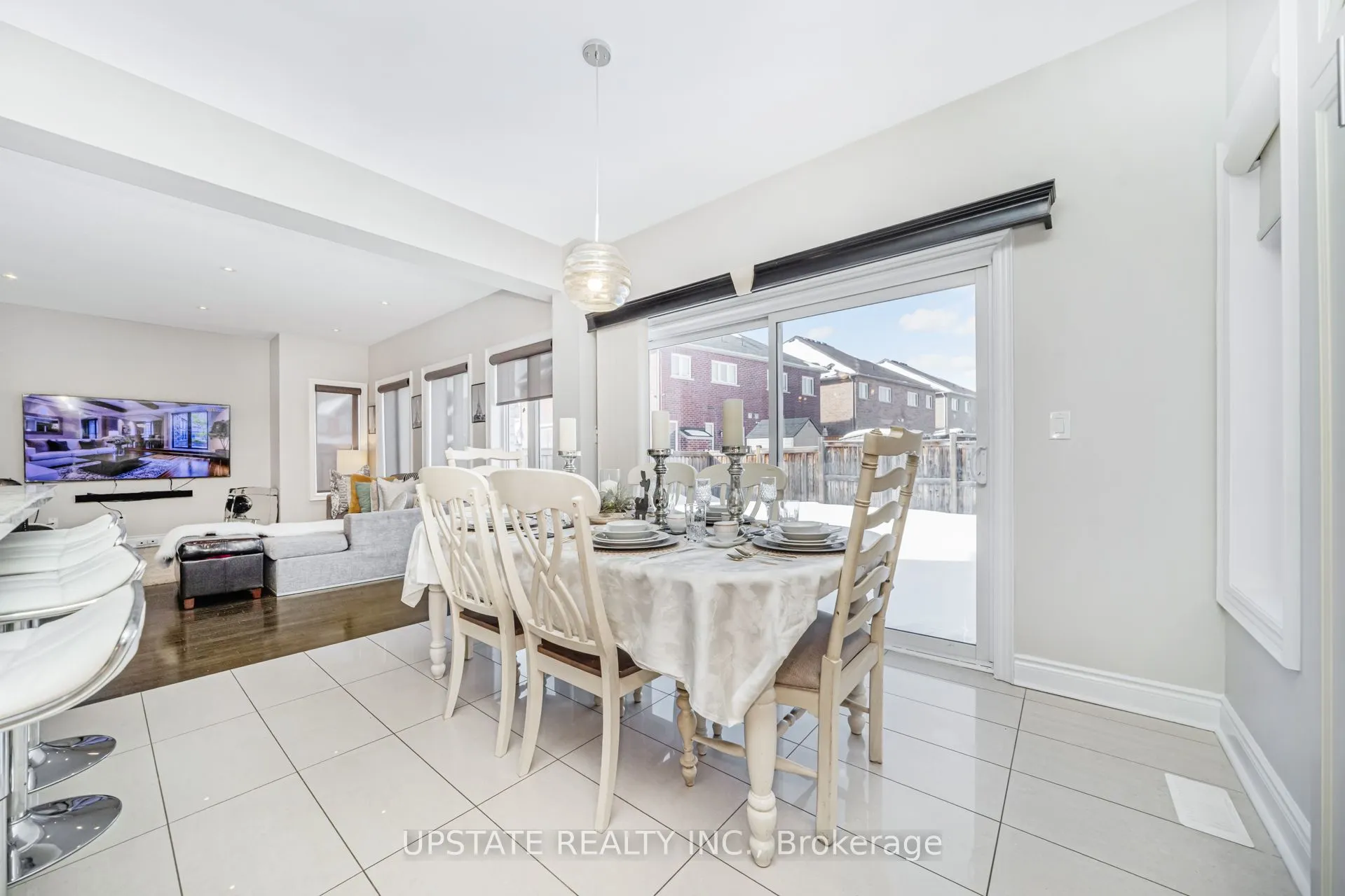 5 Dillon Drive