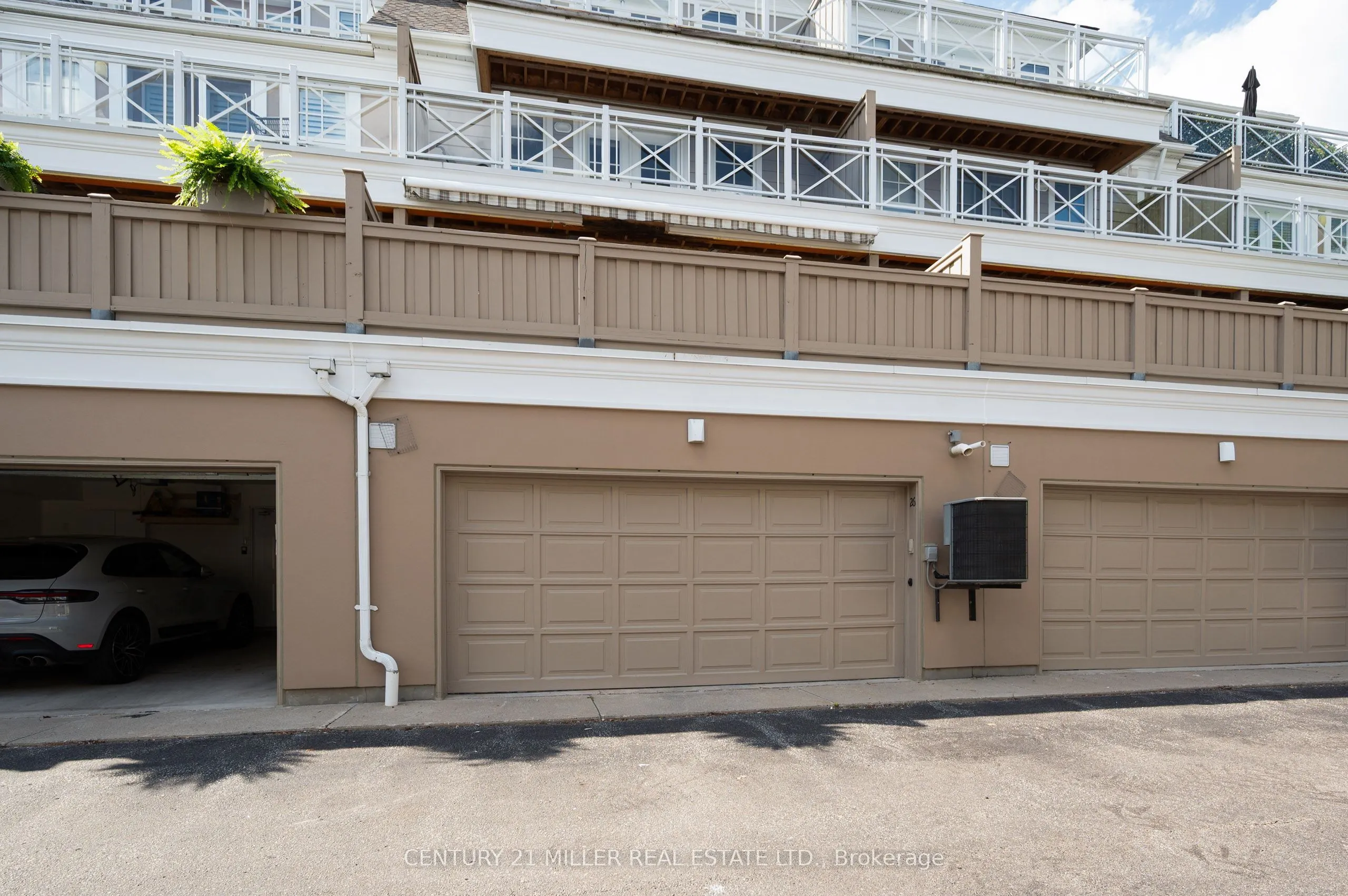 2369 Ontario Street #26