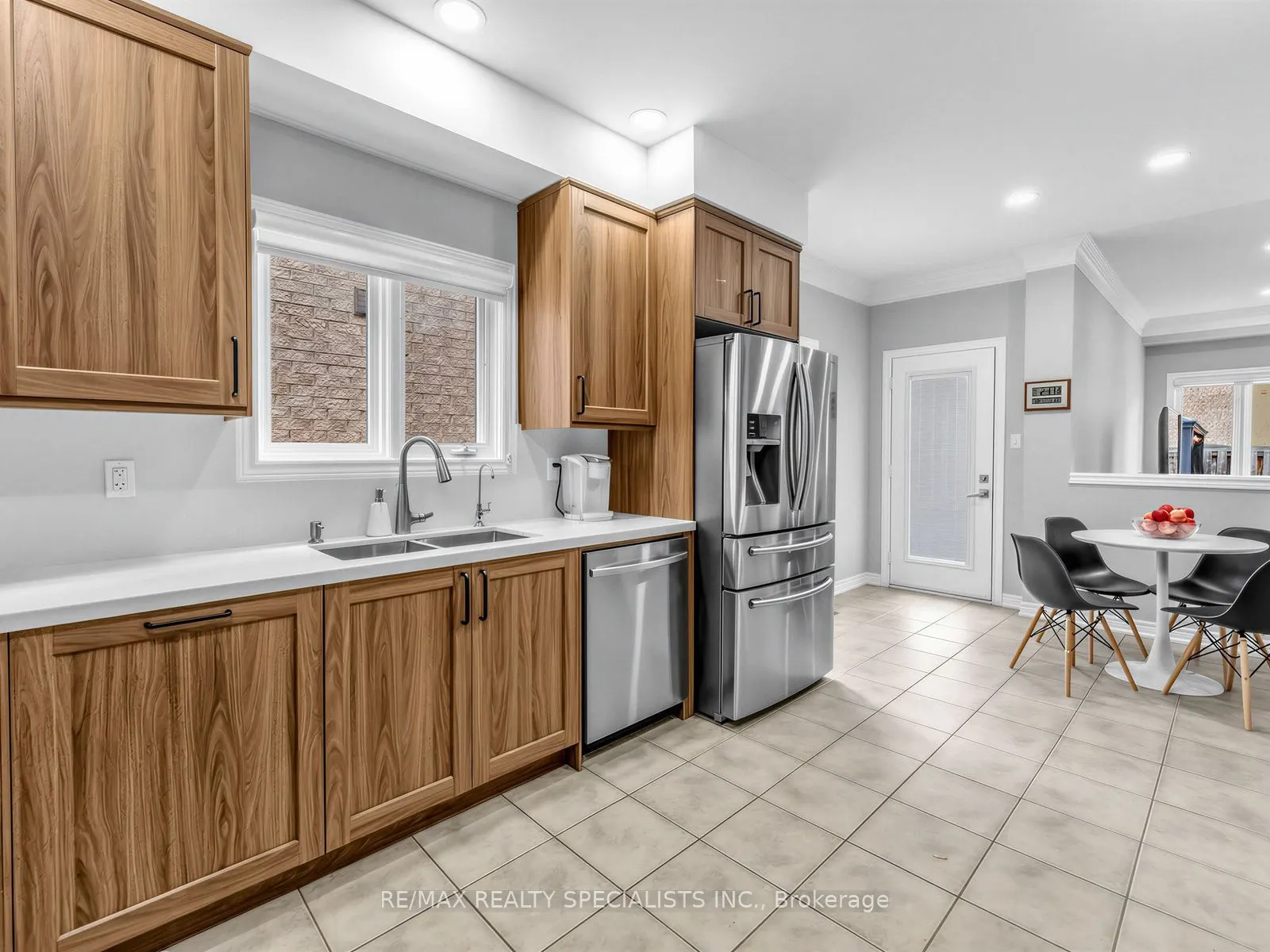 491 Willmott Crescent
