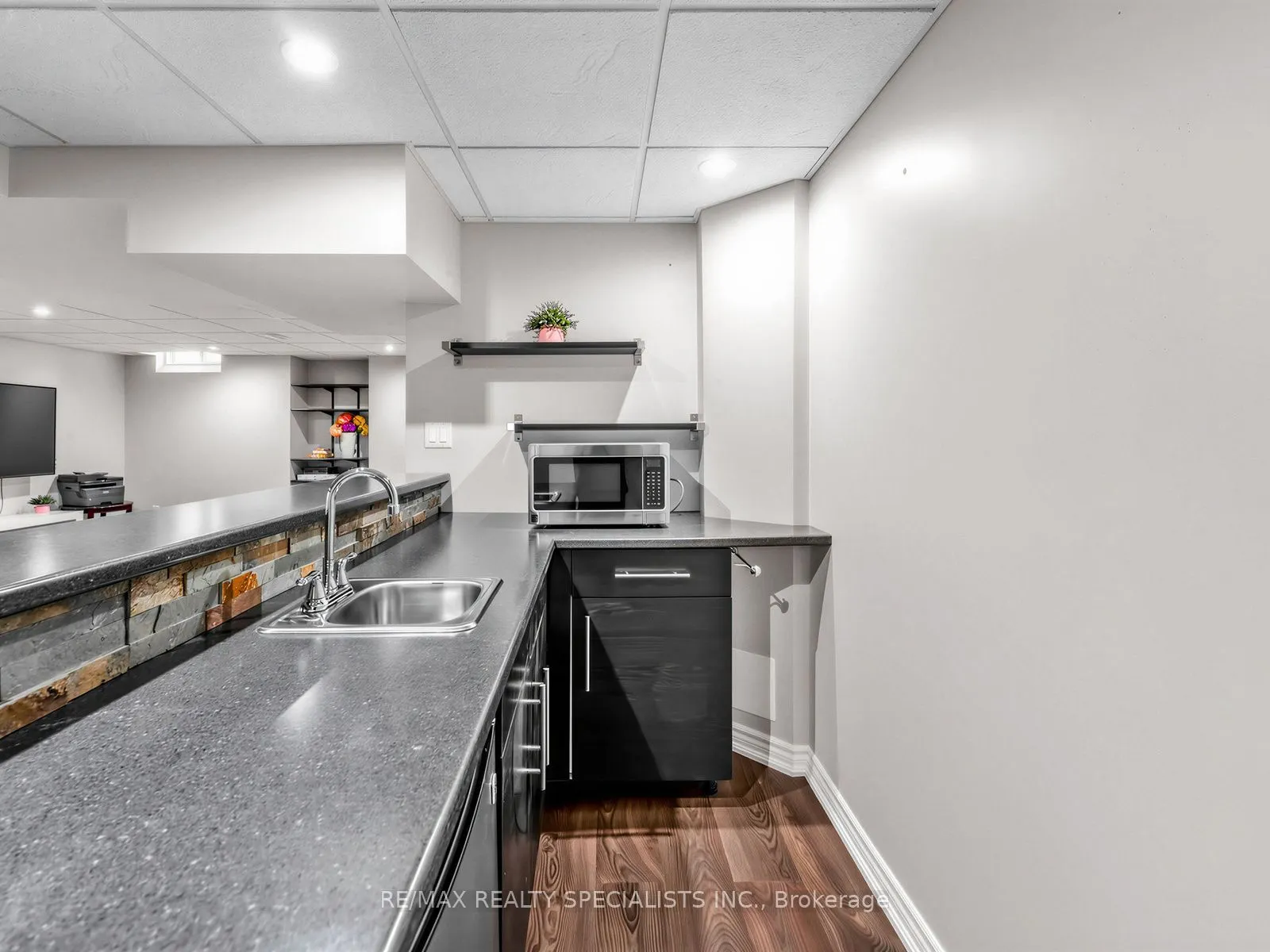 491 Willmott Crescent