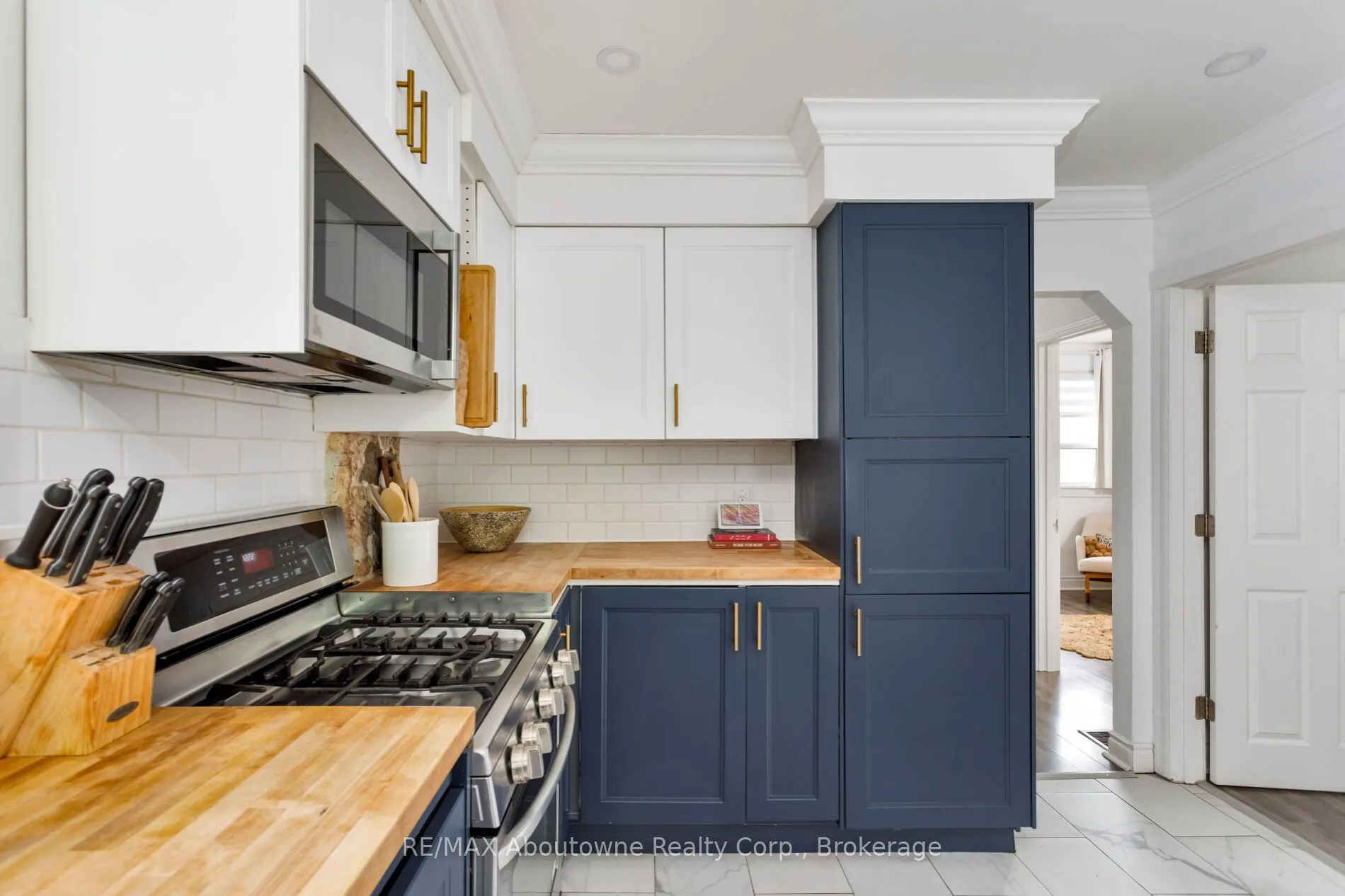 851 Fourth Street