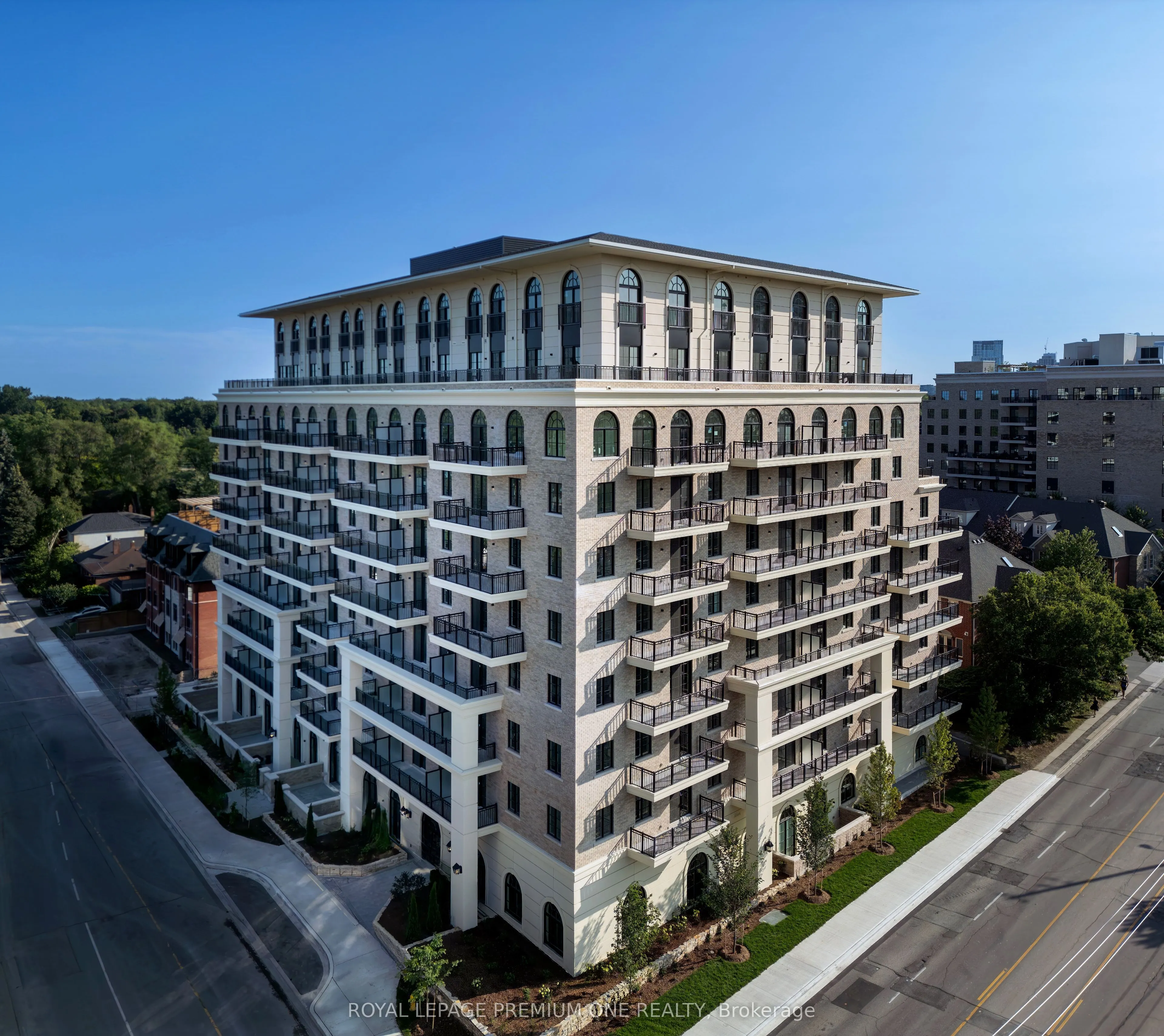 38 Earlington Avenue #PH11