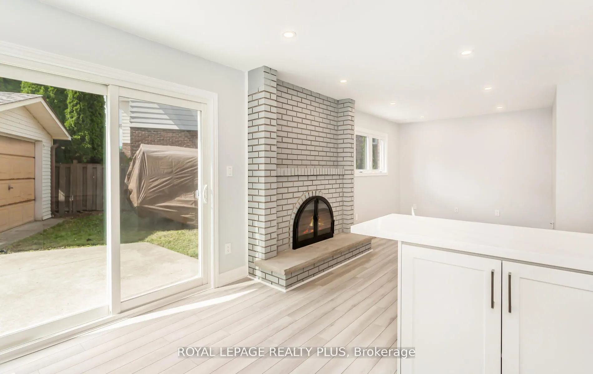 2844 Kingsberry Crescent #Rear