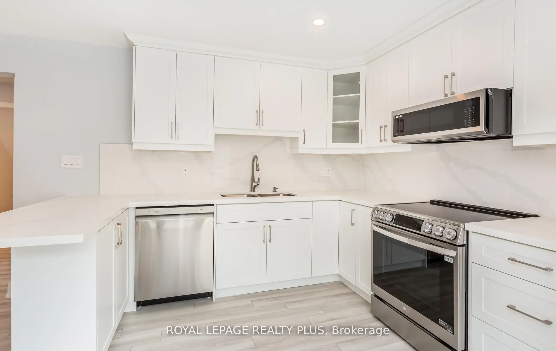 2844 Kingsberry Crescent #Rear