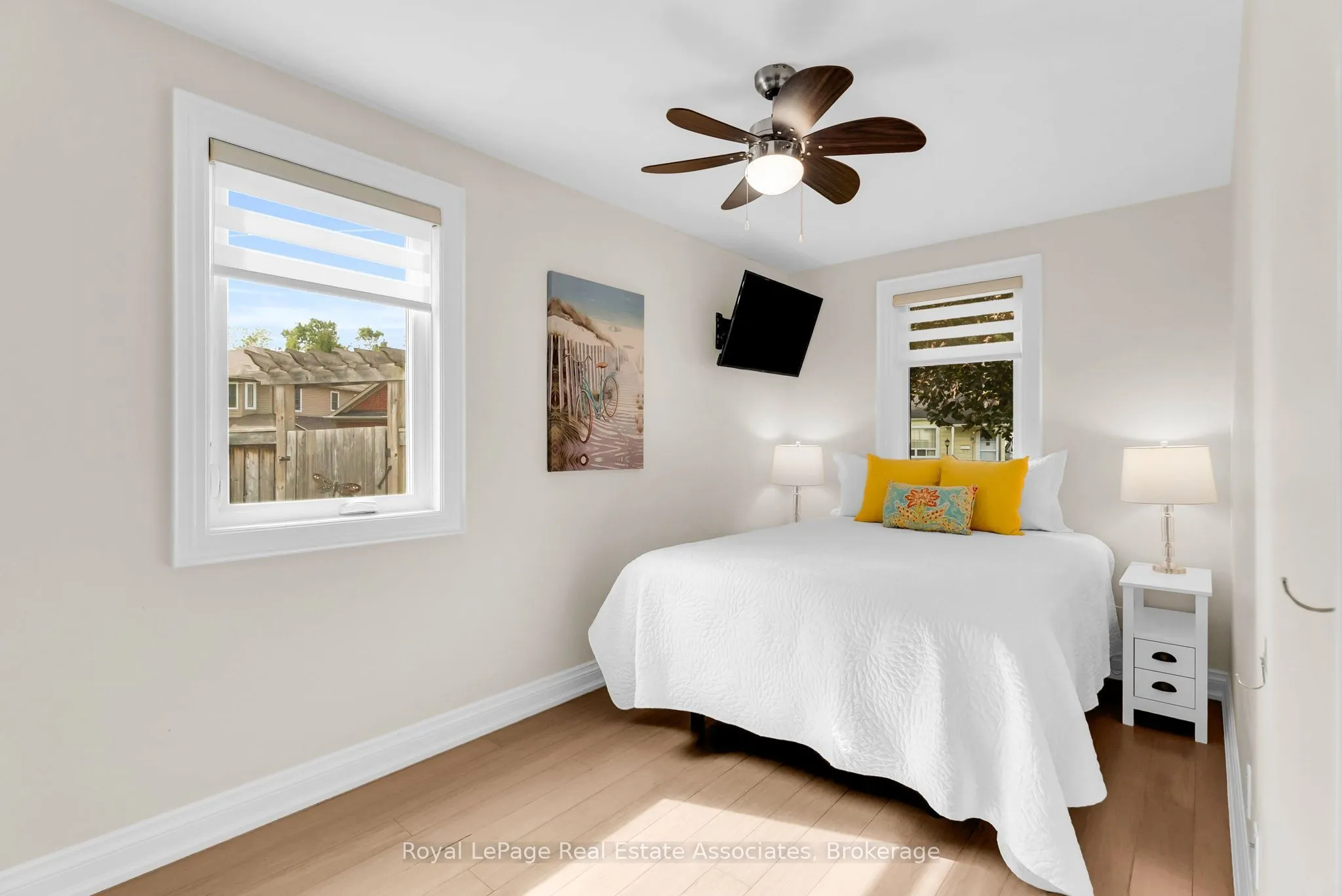 11 Churchill Crescent
