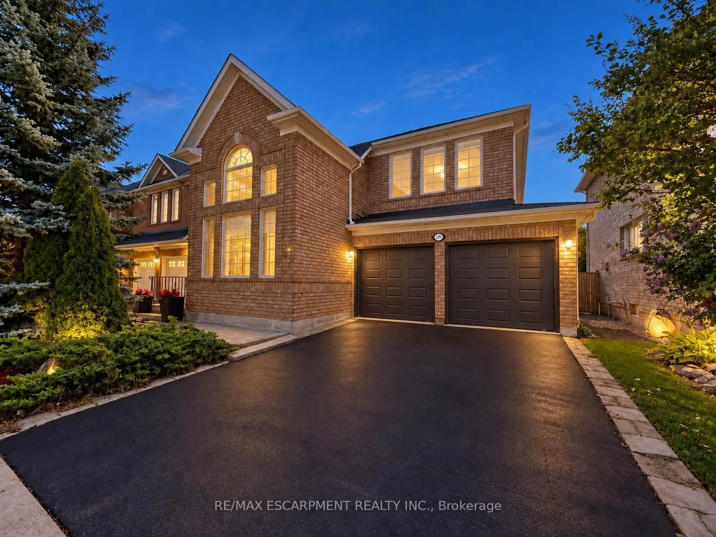 1396 Thorncrest Crescent