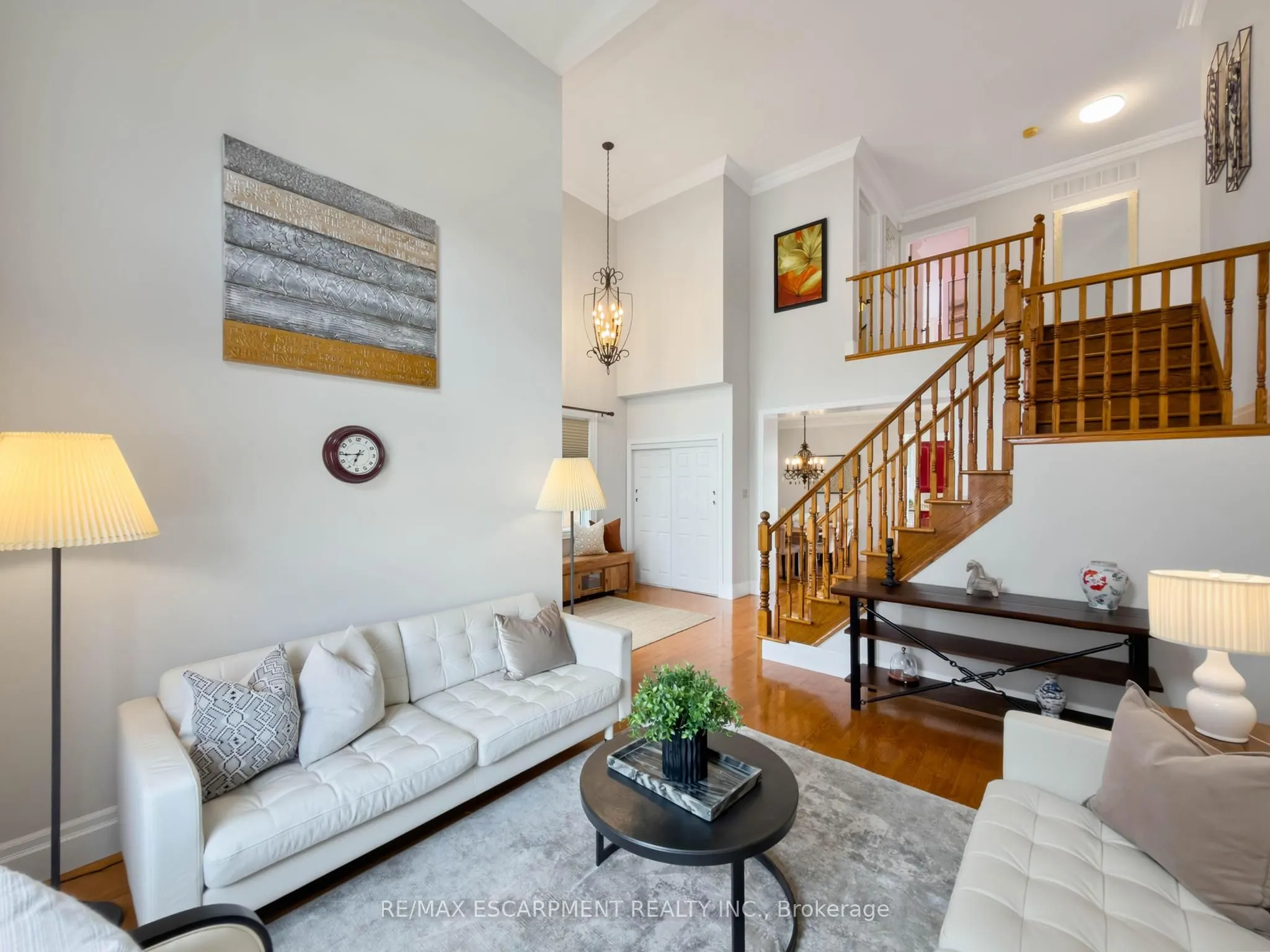1396 Thorncrest Crescent