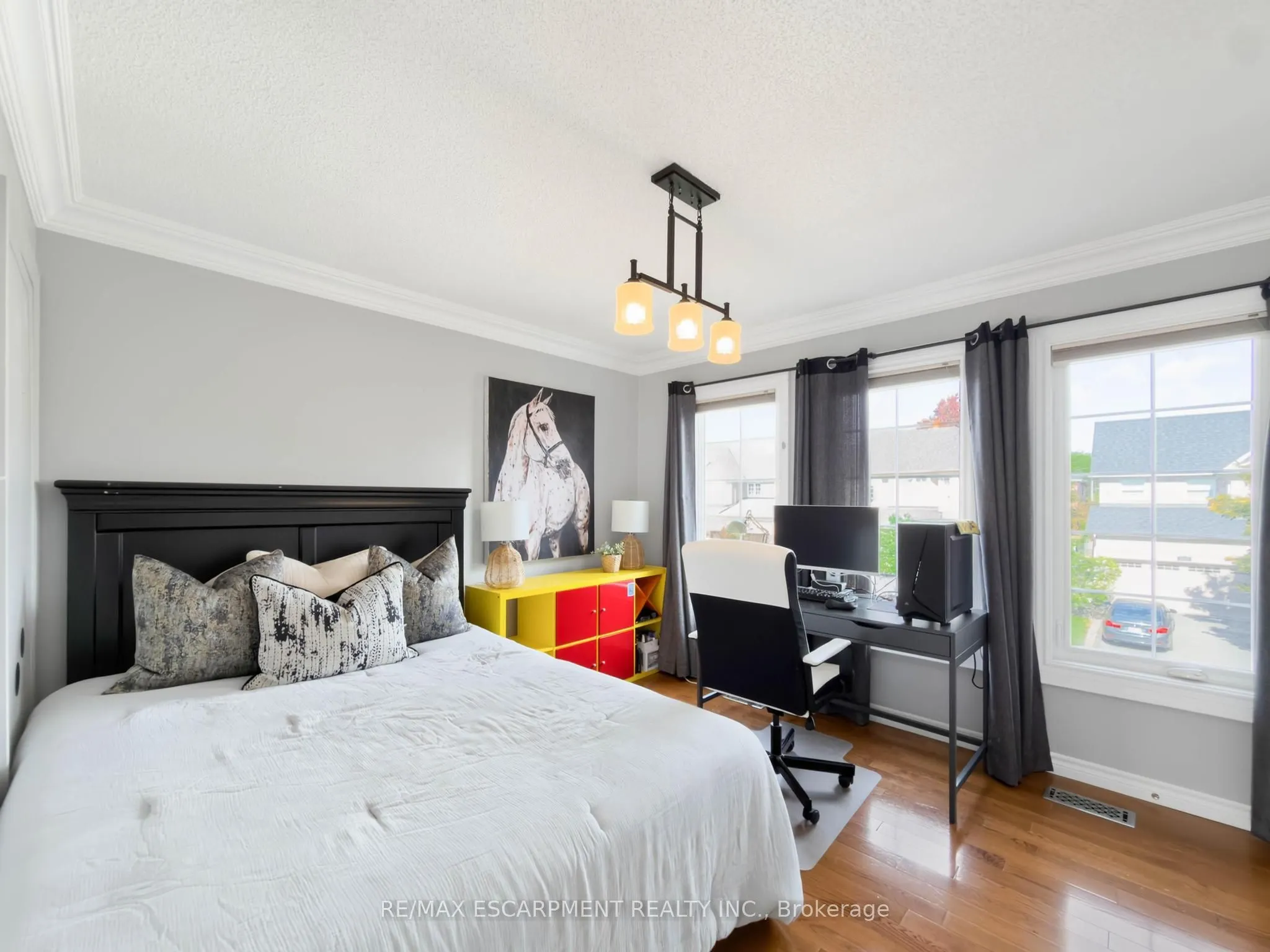 1396 Thorncrest Crescent