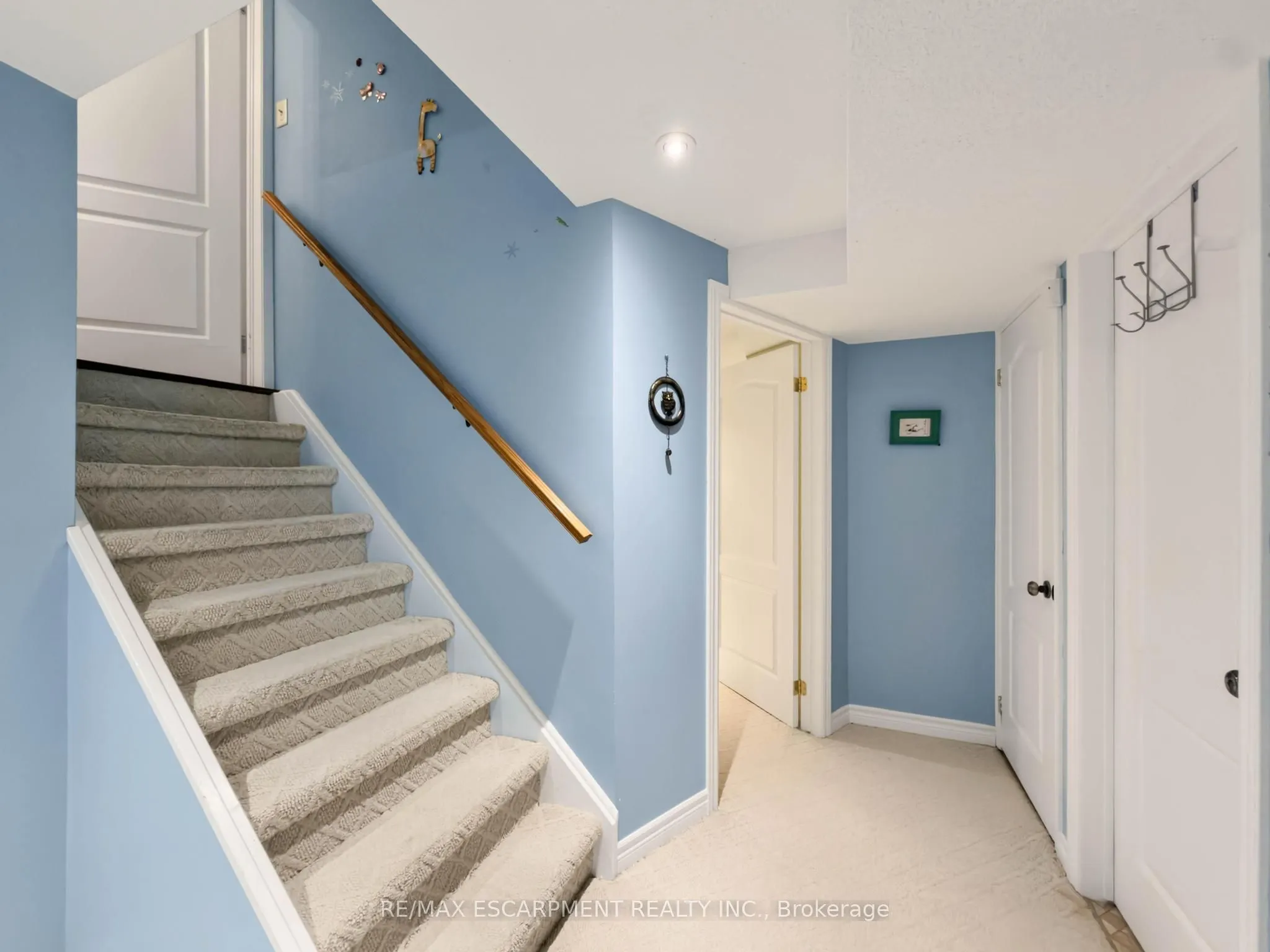 1396 Thorncrest Crescent