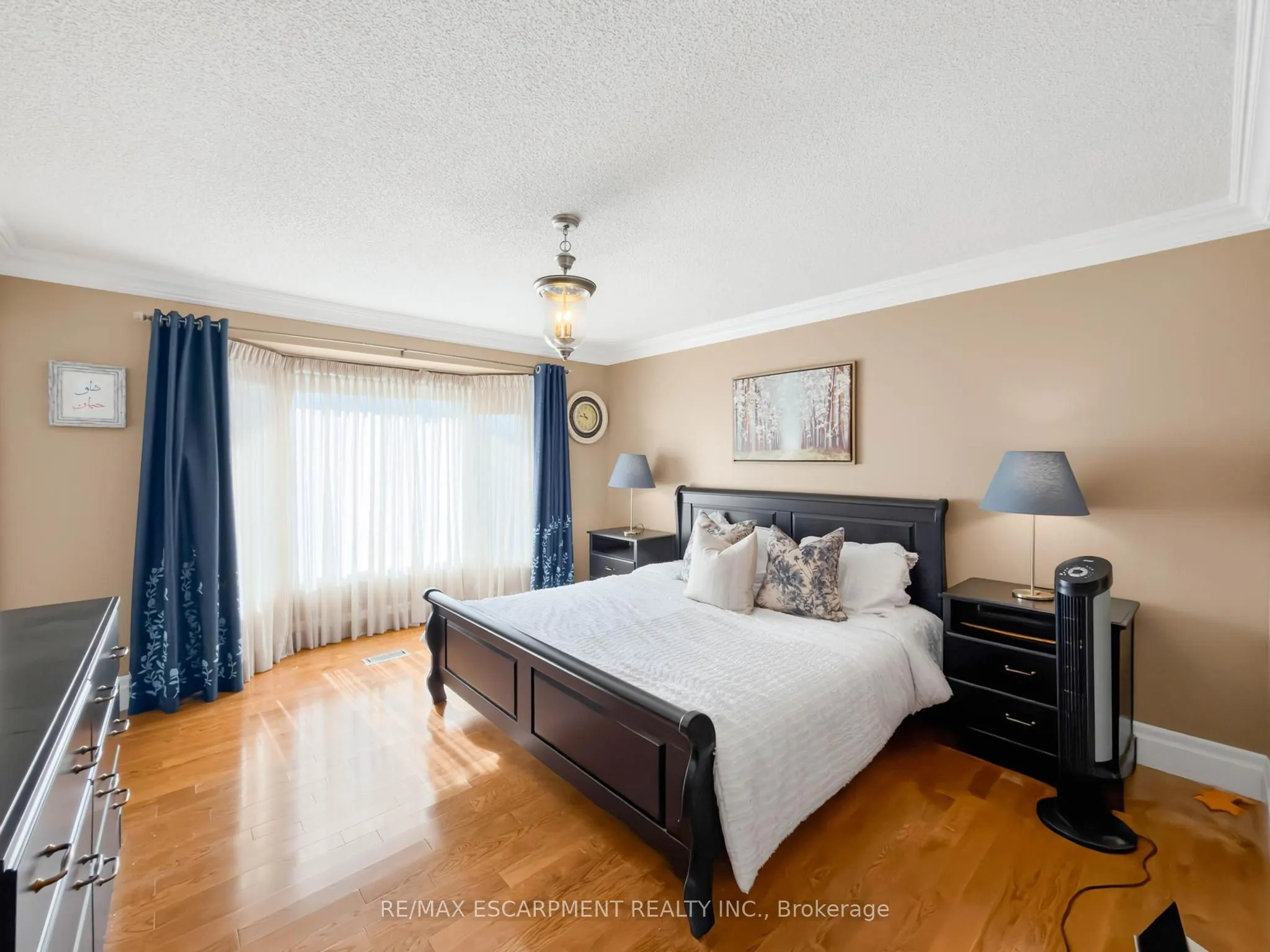 1396 Thorncrest Crescent