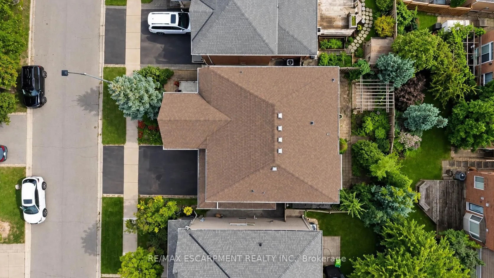 1396 Thorncrest Crescent