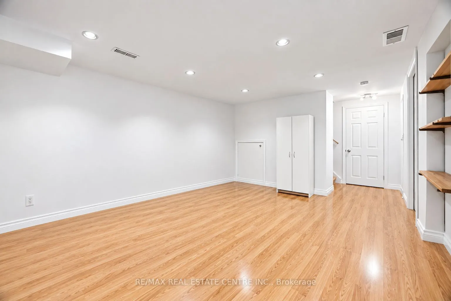 13 Dalzell Avenue