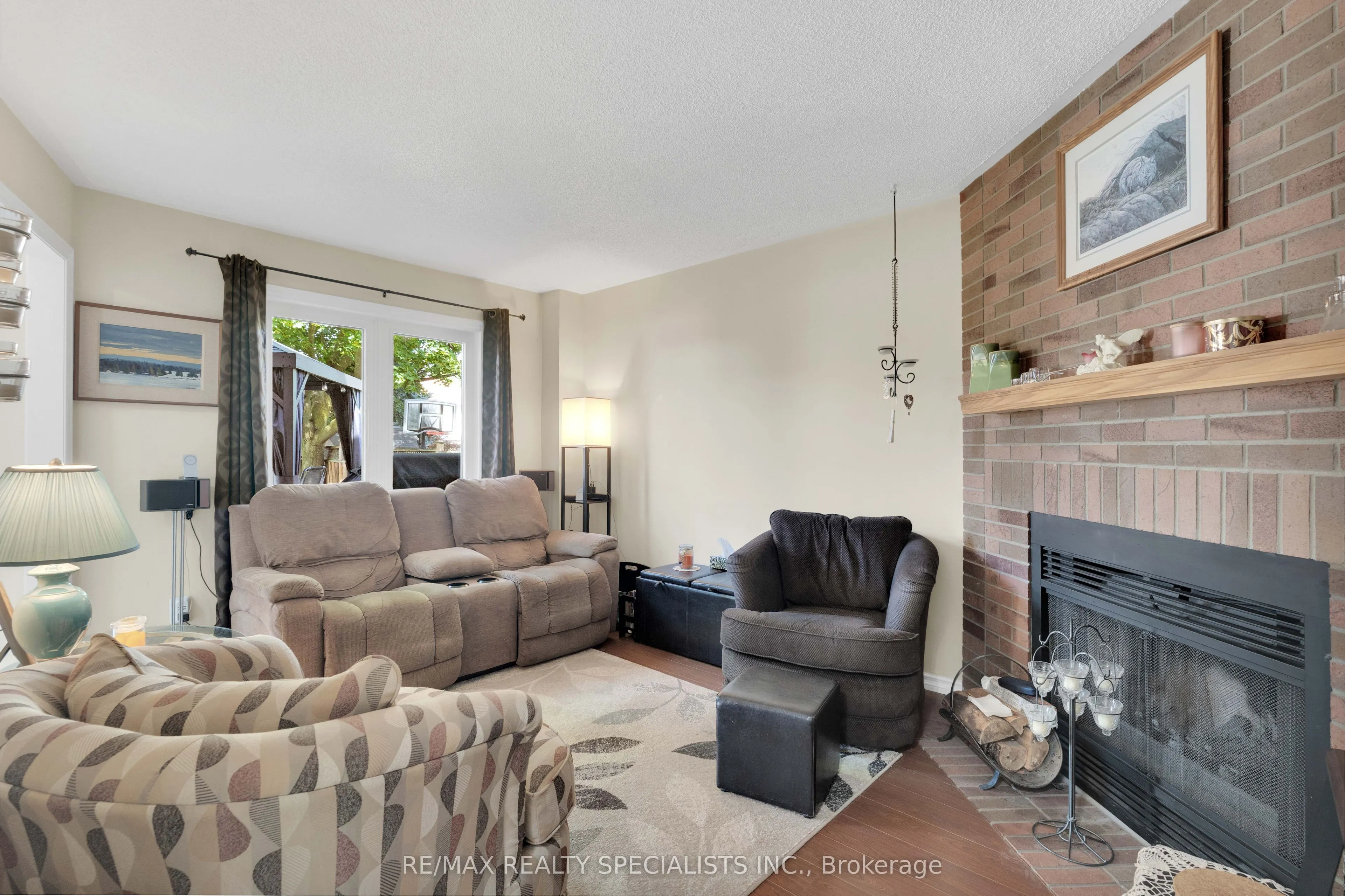 20 Mccullough Crescent