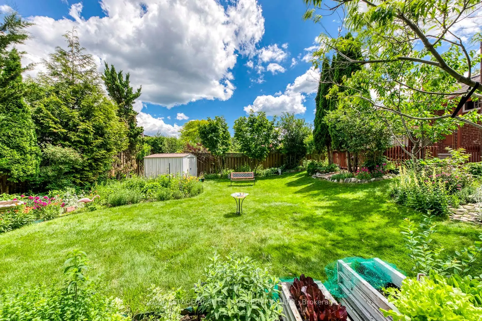 1607 Ewald Road