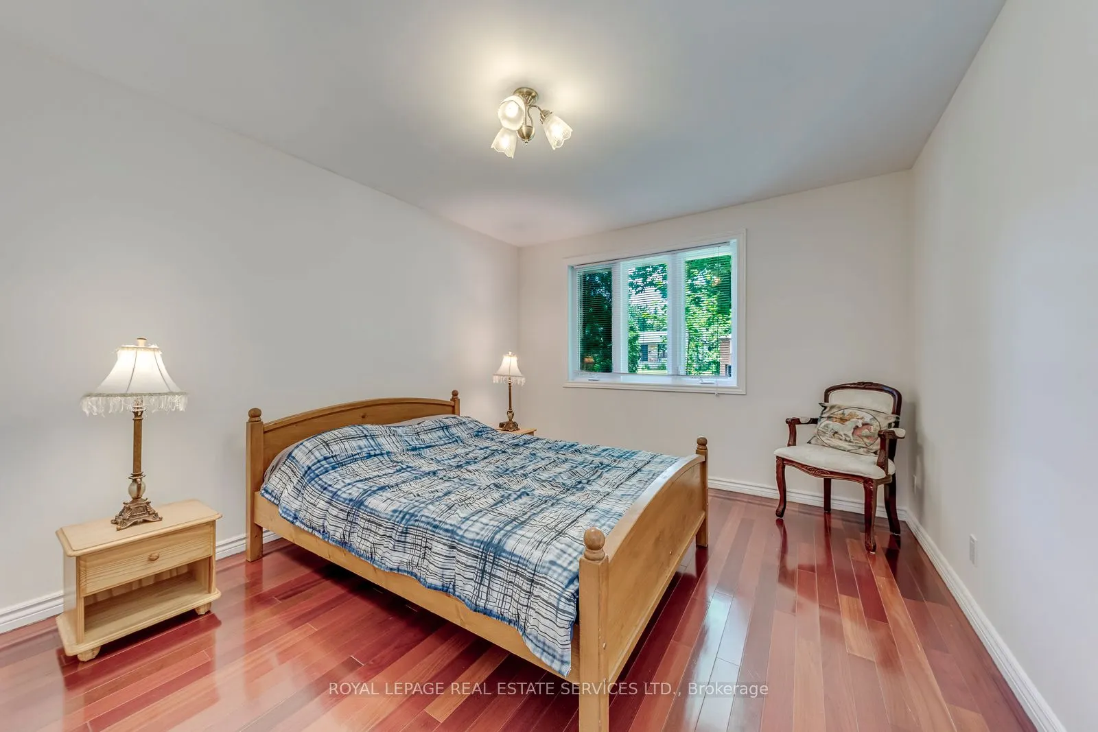 1607 Ewald Road