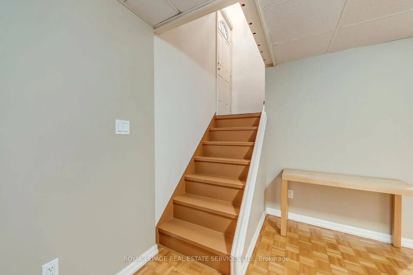 1607 Ewald Road